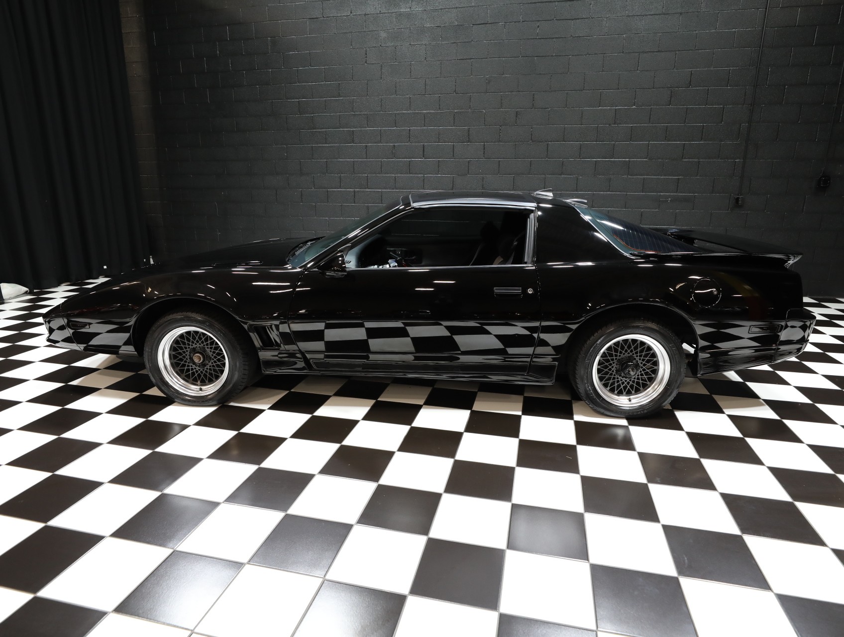 1986 Pontiac Firebird 8