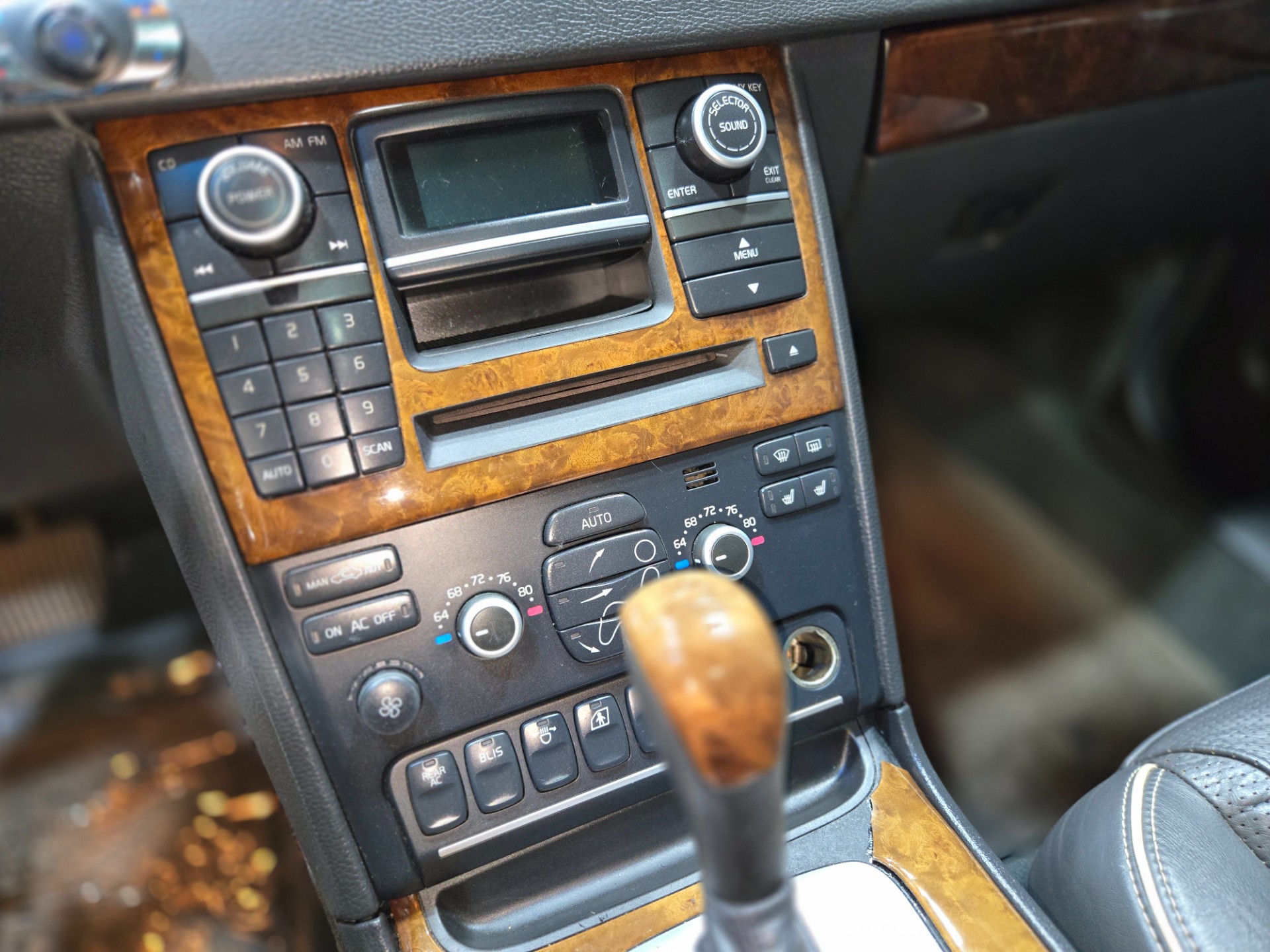 2009 Volvo XC90 98