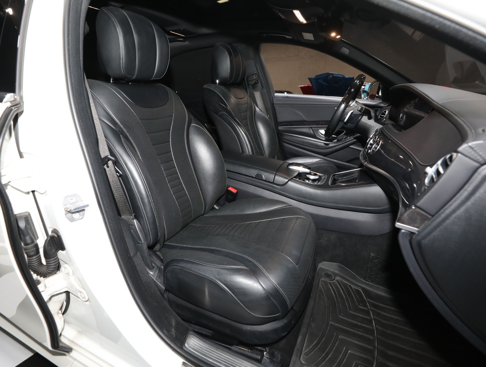2019 Mercedes-Benz S-Class 38