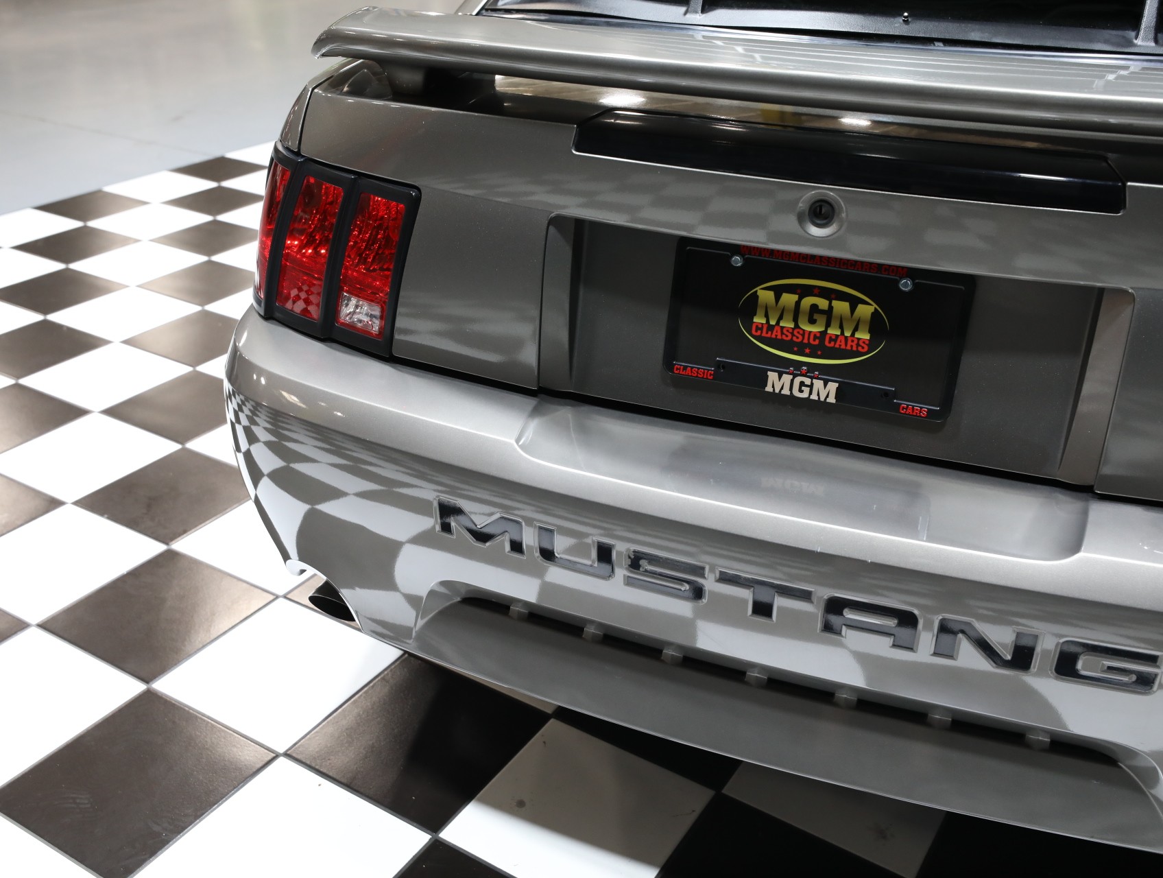 2002 Ford Mustang 24