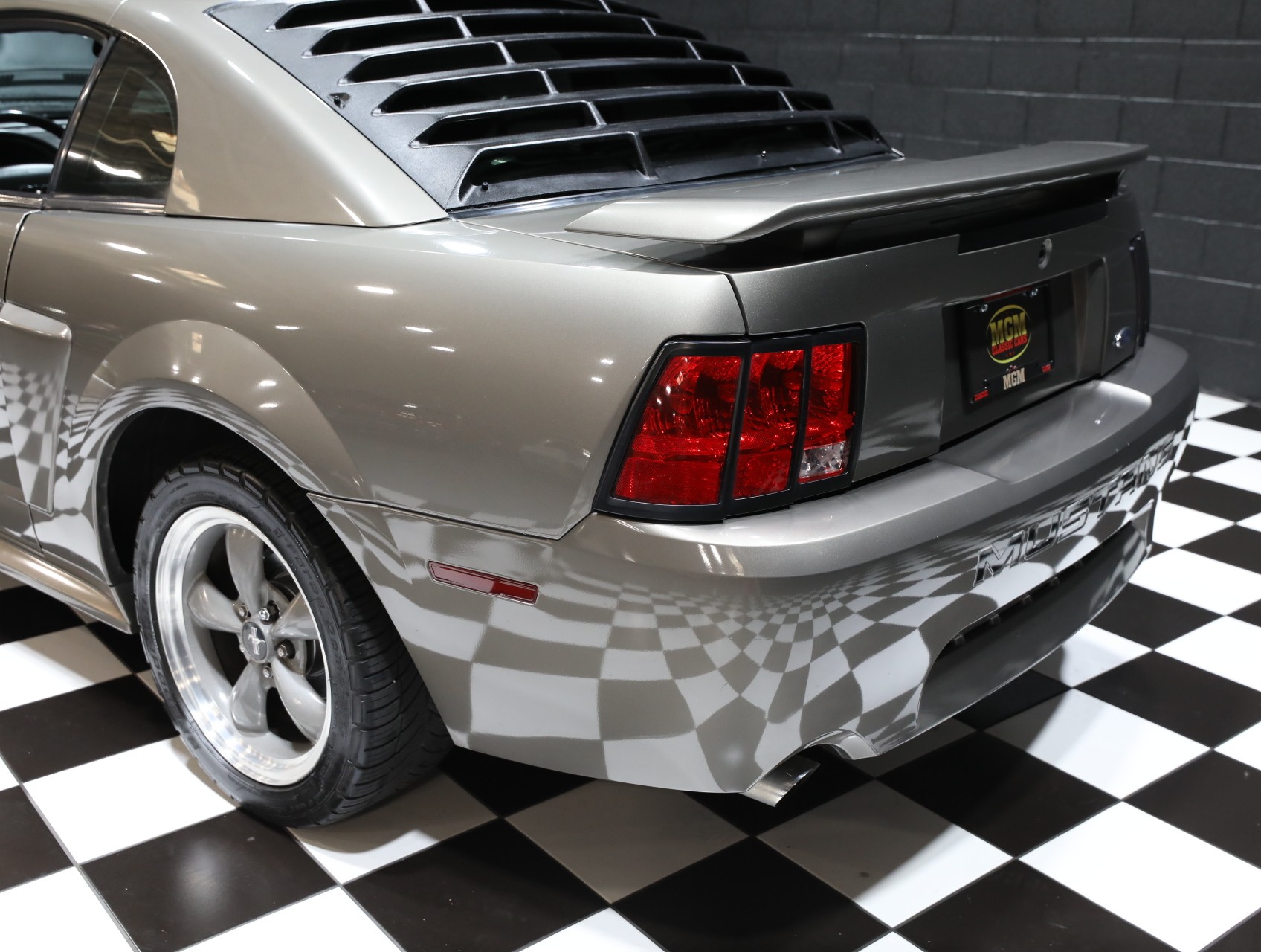 2002 Ford Mustang 26
