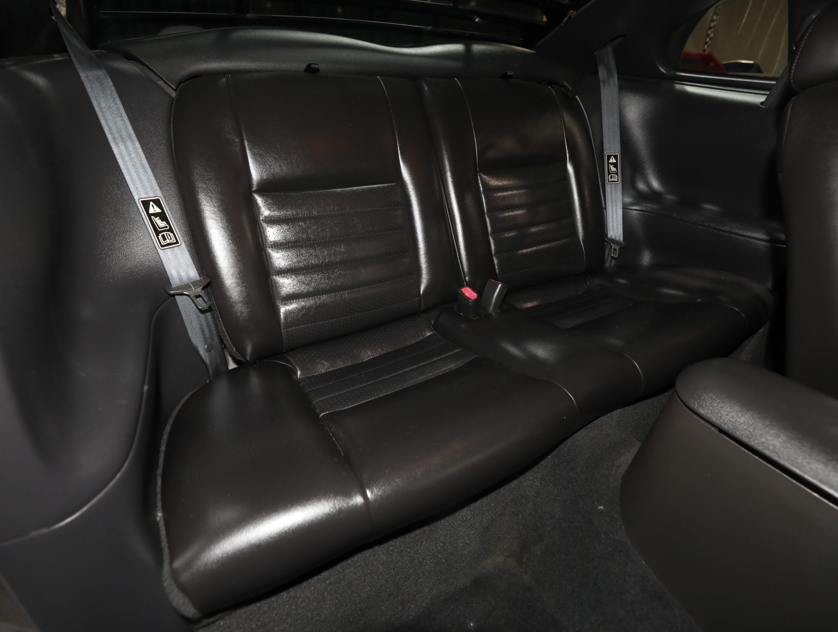 2002 Ford Mustang 43