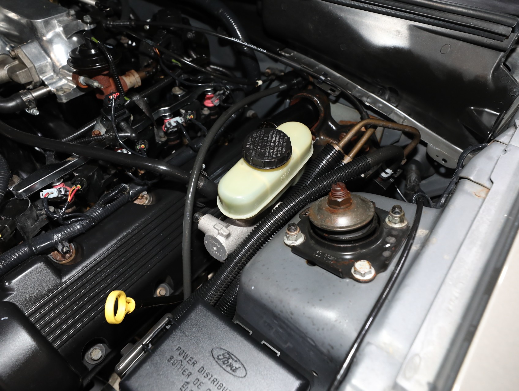 2002 Ford Mustang 66