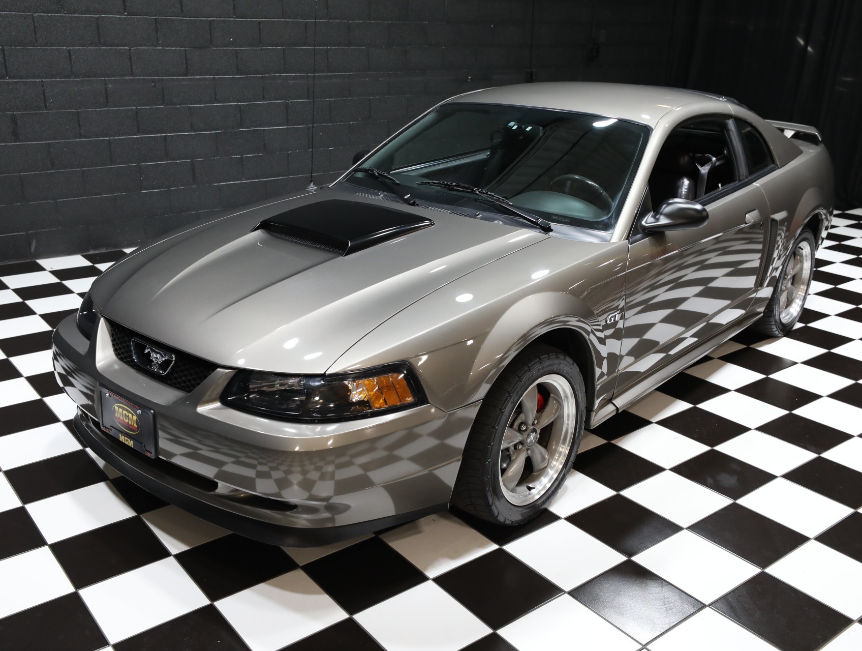 2002 Ford Mustang 6