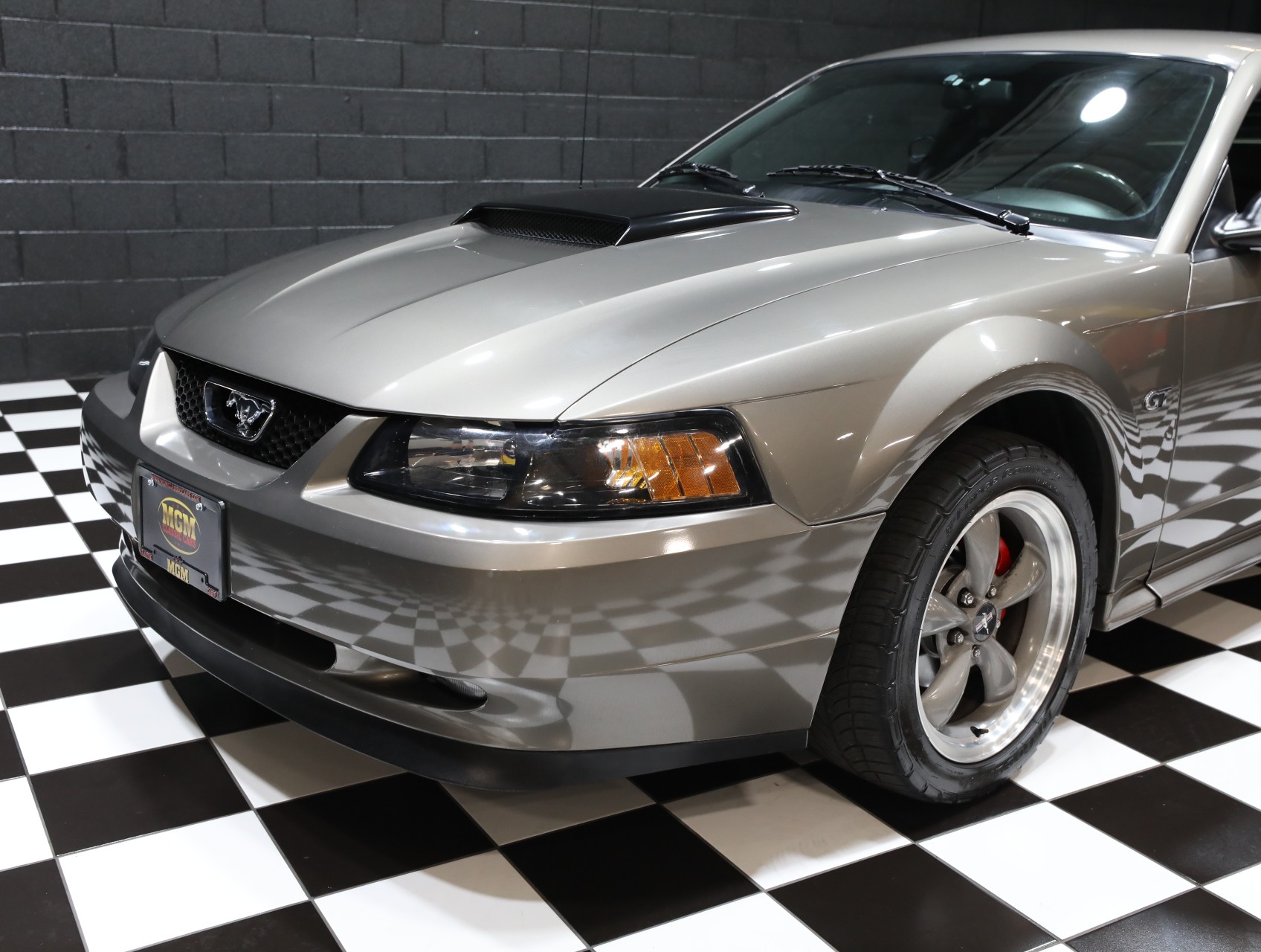 2002 Ford Mustang 7