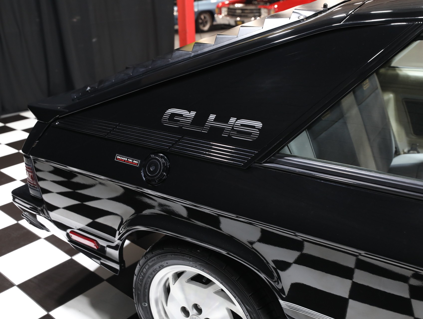 1987 Dodge Charger 22