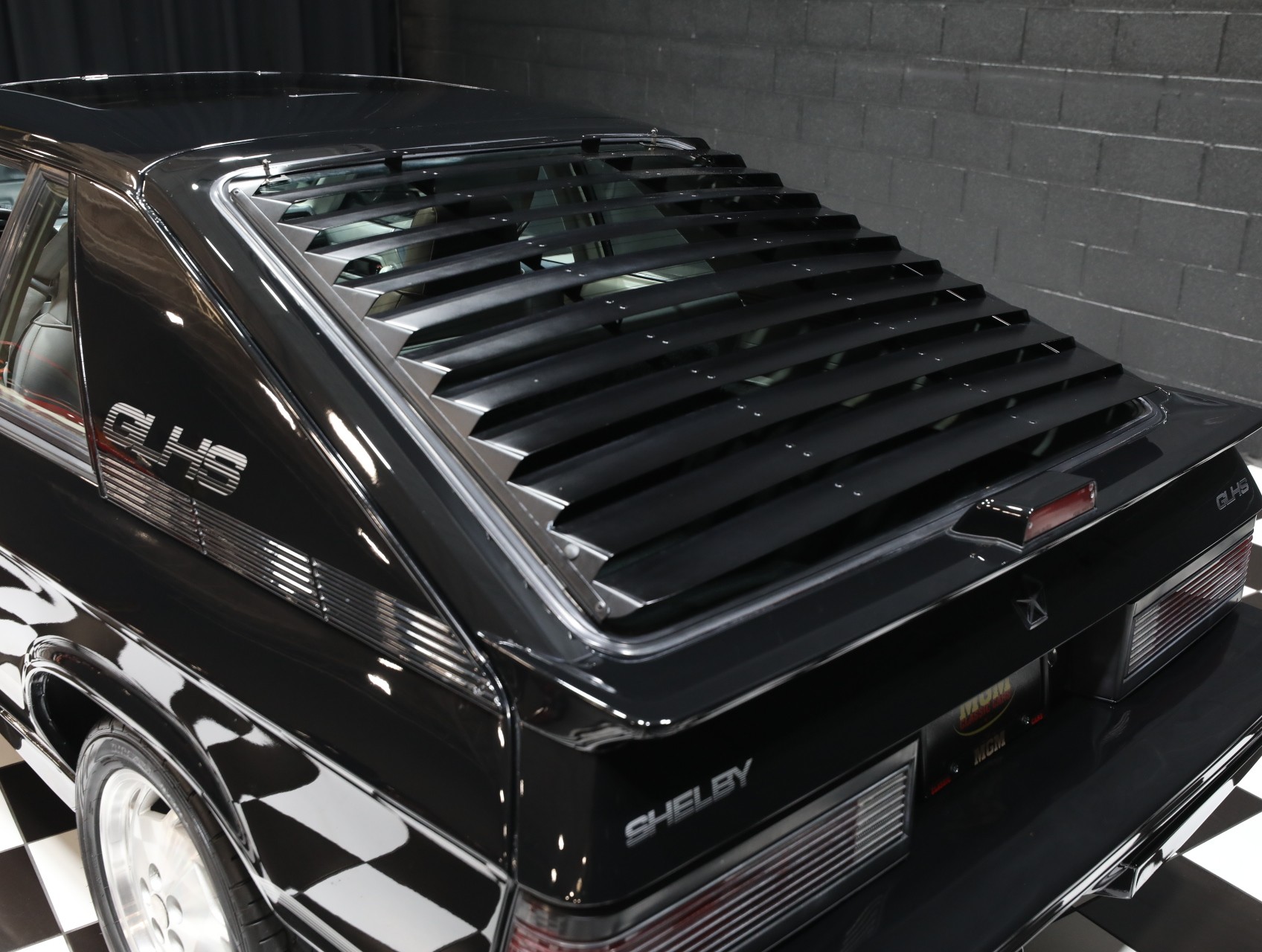 1987 Dodge Charger 29