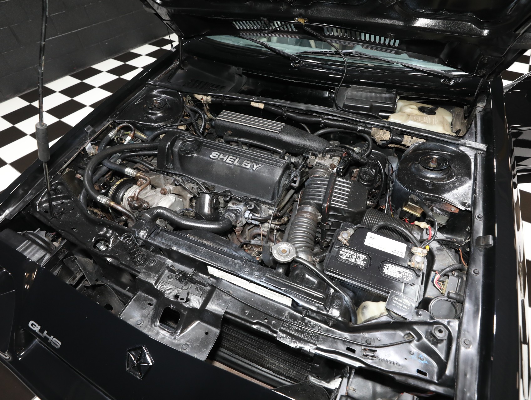 1987 Dodge Charger 3