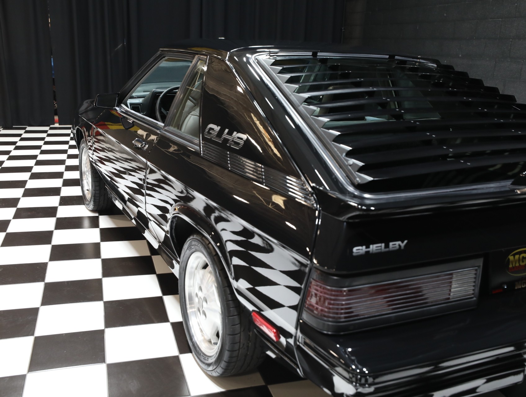 1987 Dodge Charger 31