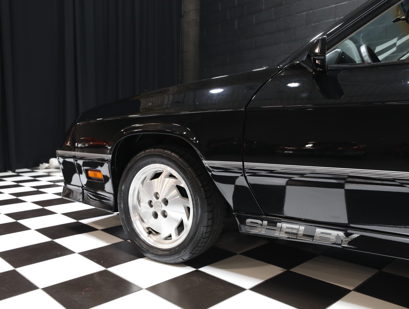 1987 Dodge Charger 34