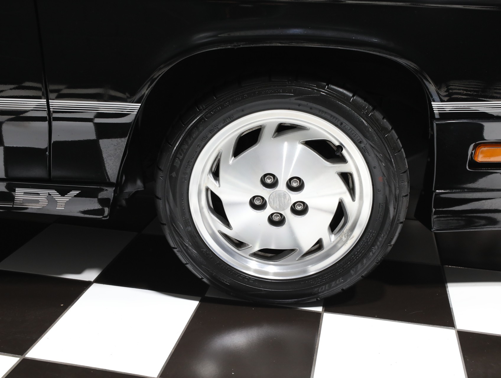 1987 Dodge Charger 39