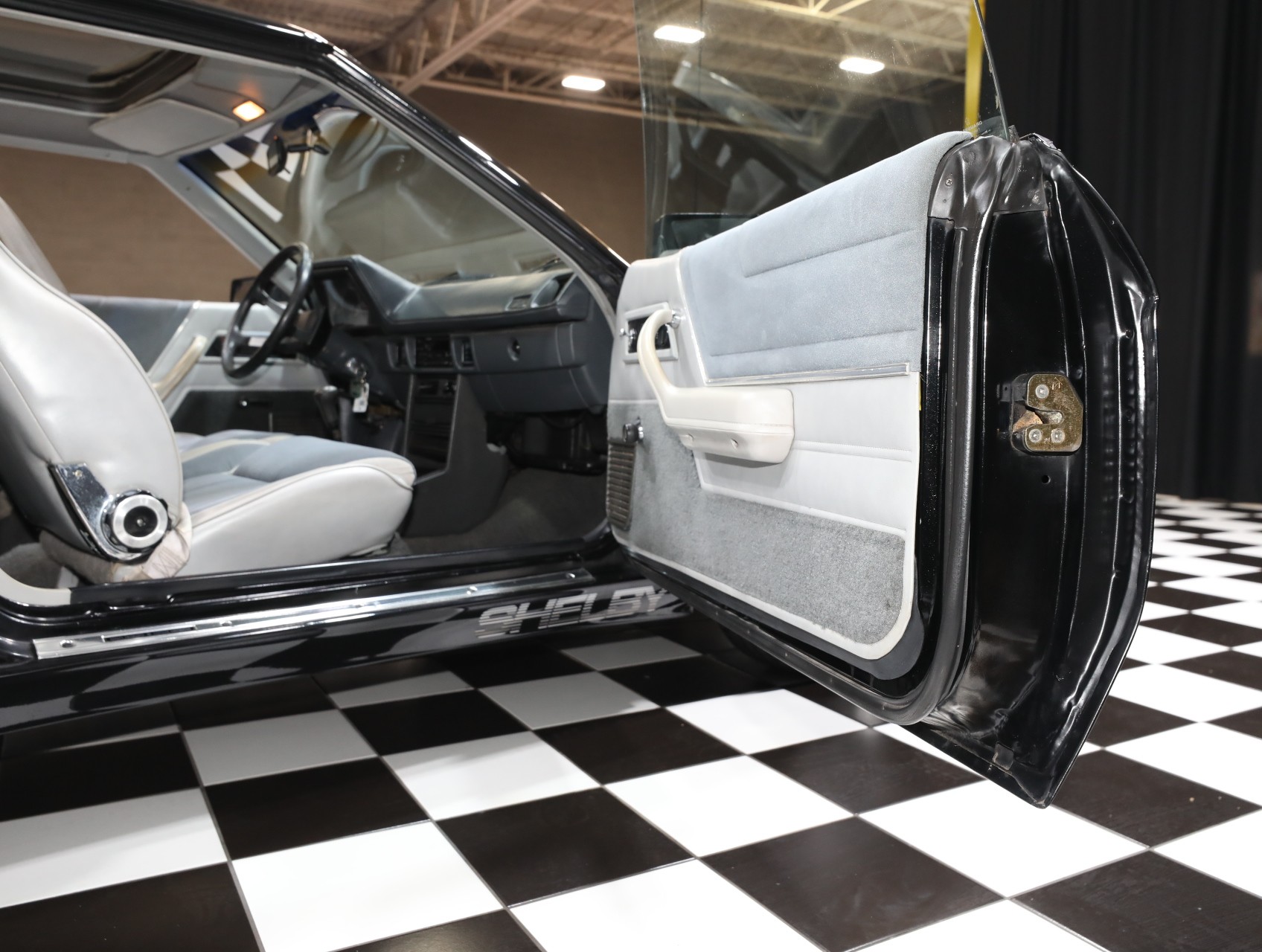1987 Dodge Charger 42