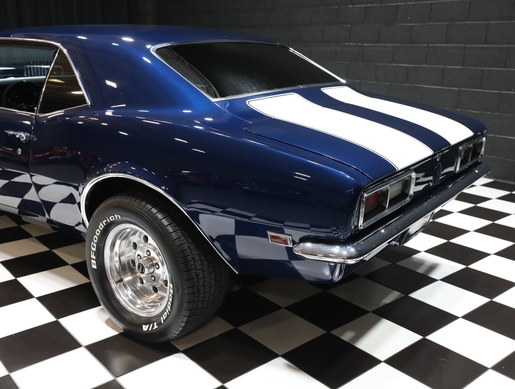 1968 Chevrolet Camaro 27