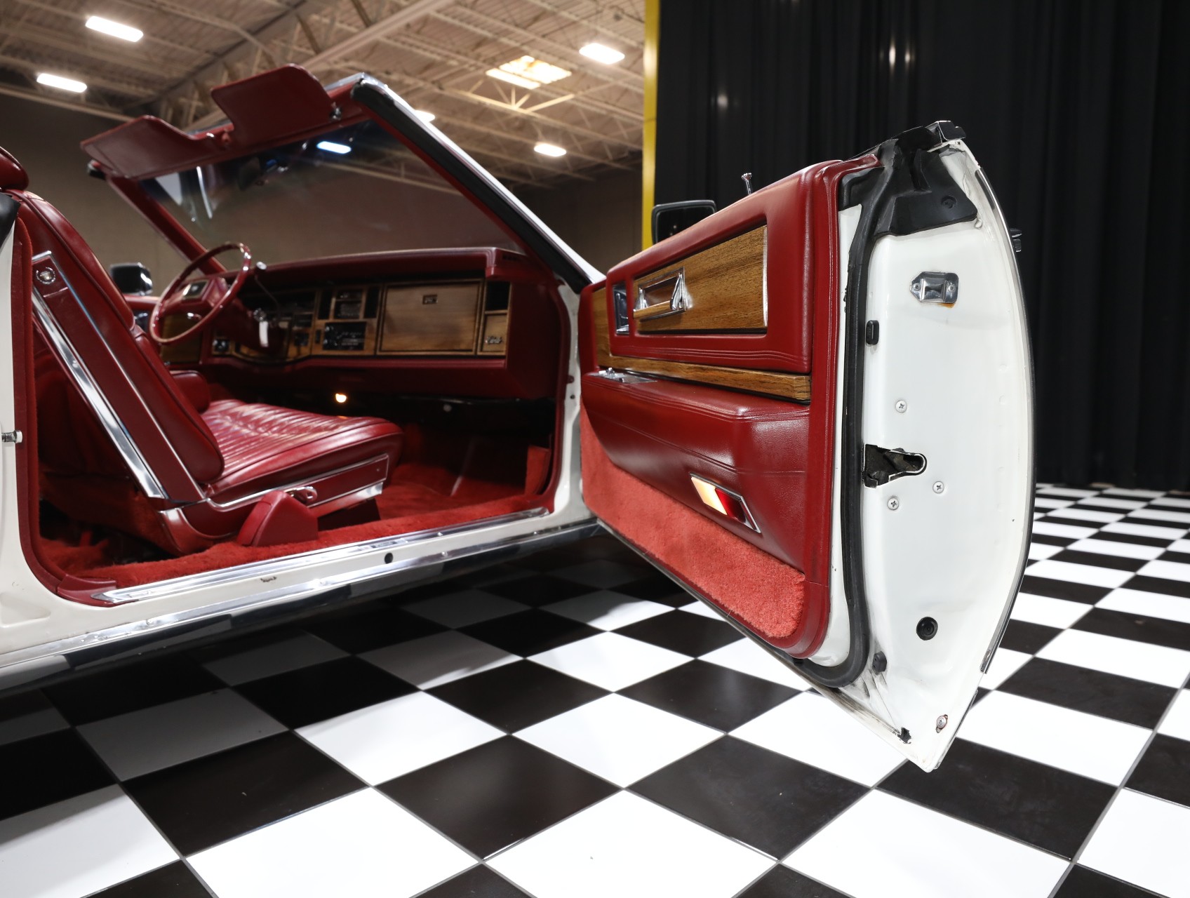 1985 Cadillac Eldorado 46