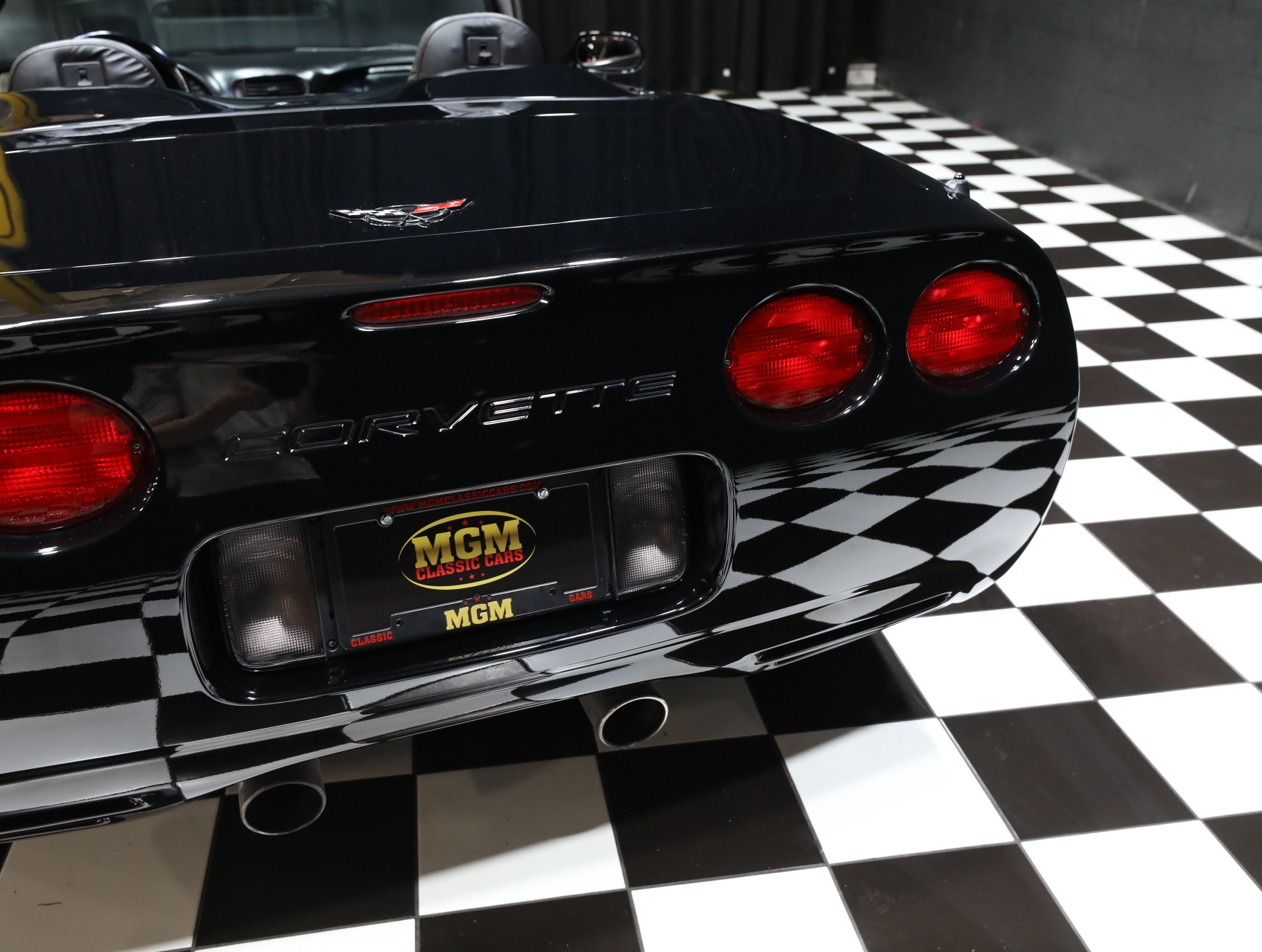 2001 Chevrolet Corvette 24