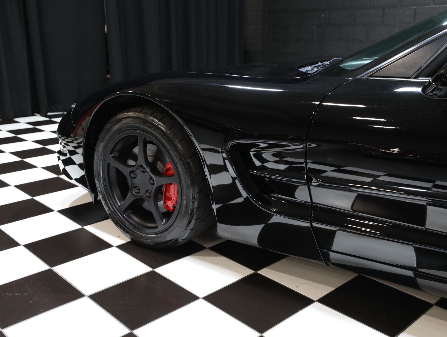 2001 Chevrolet Corvette 34