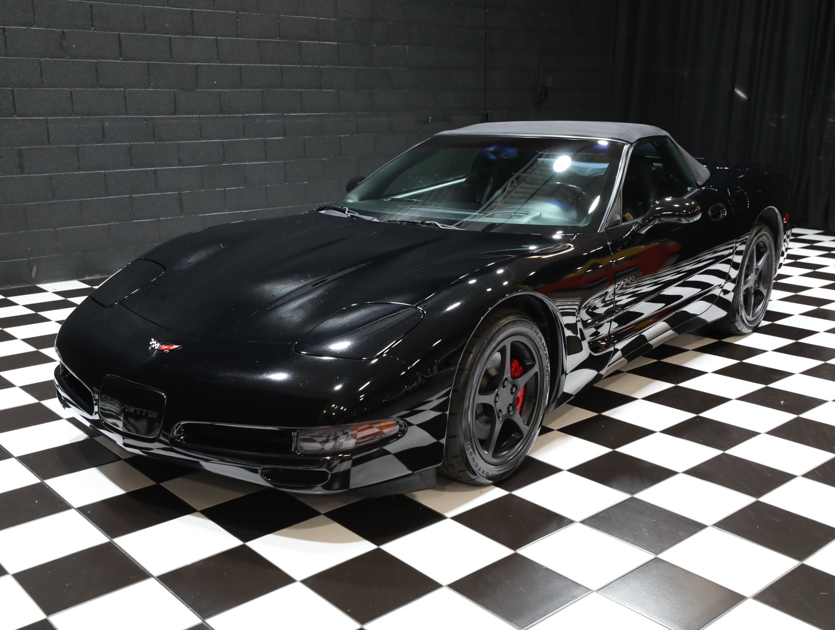 2001 Chevrolet Corvette 6
