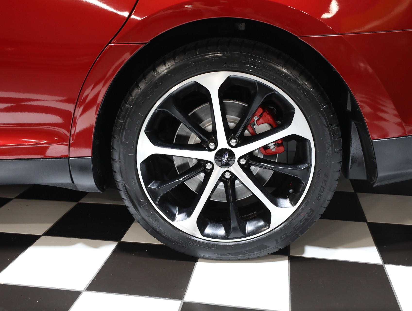 2015 Ford Taurus 31