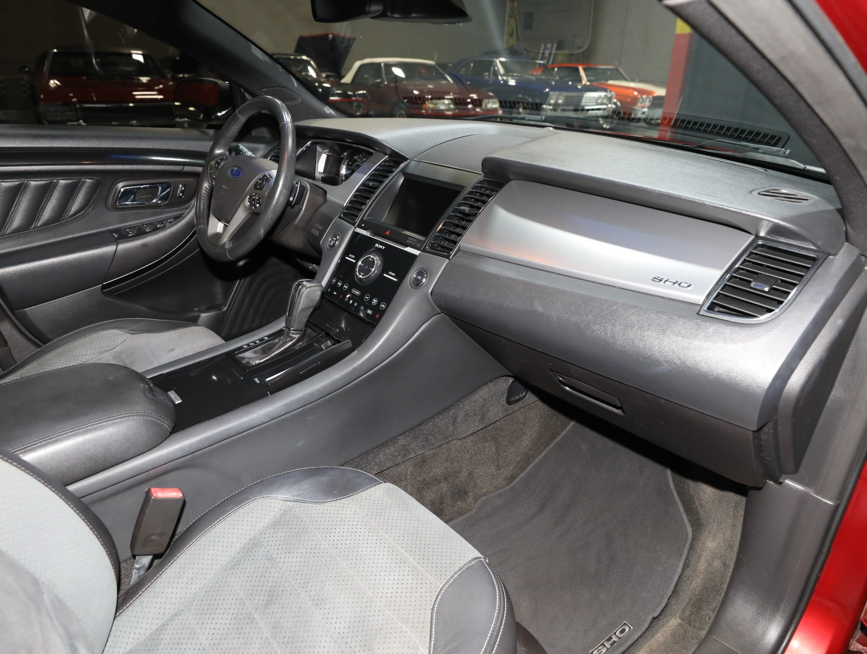 2015 Ford Taurus 36