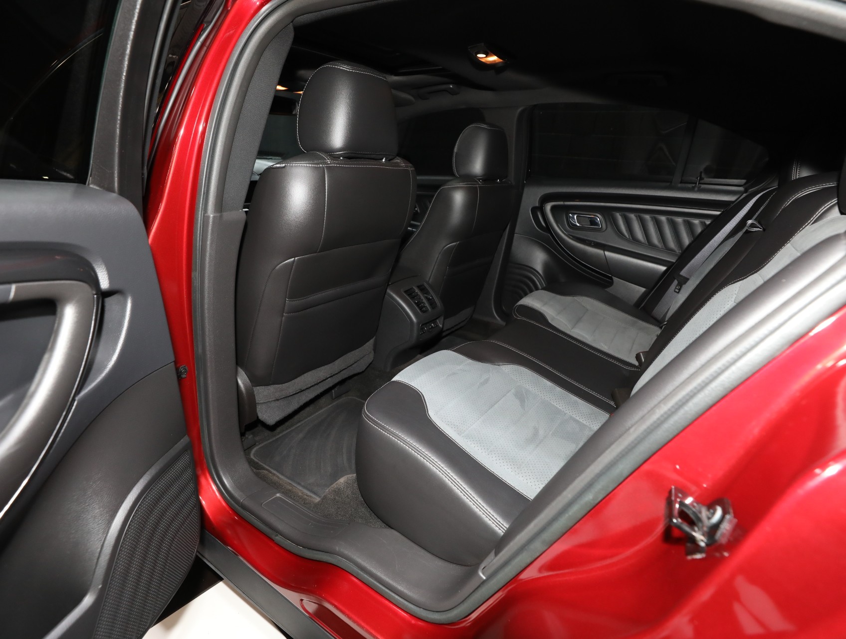 2015 Ford Taurus 5