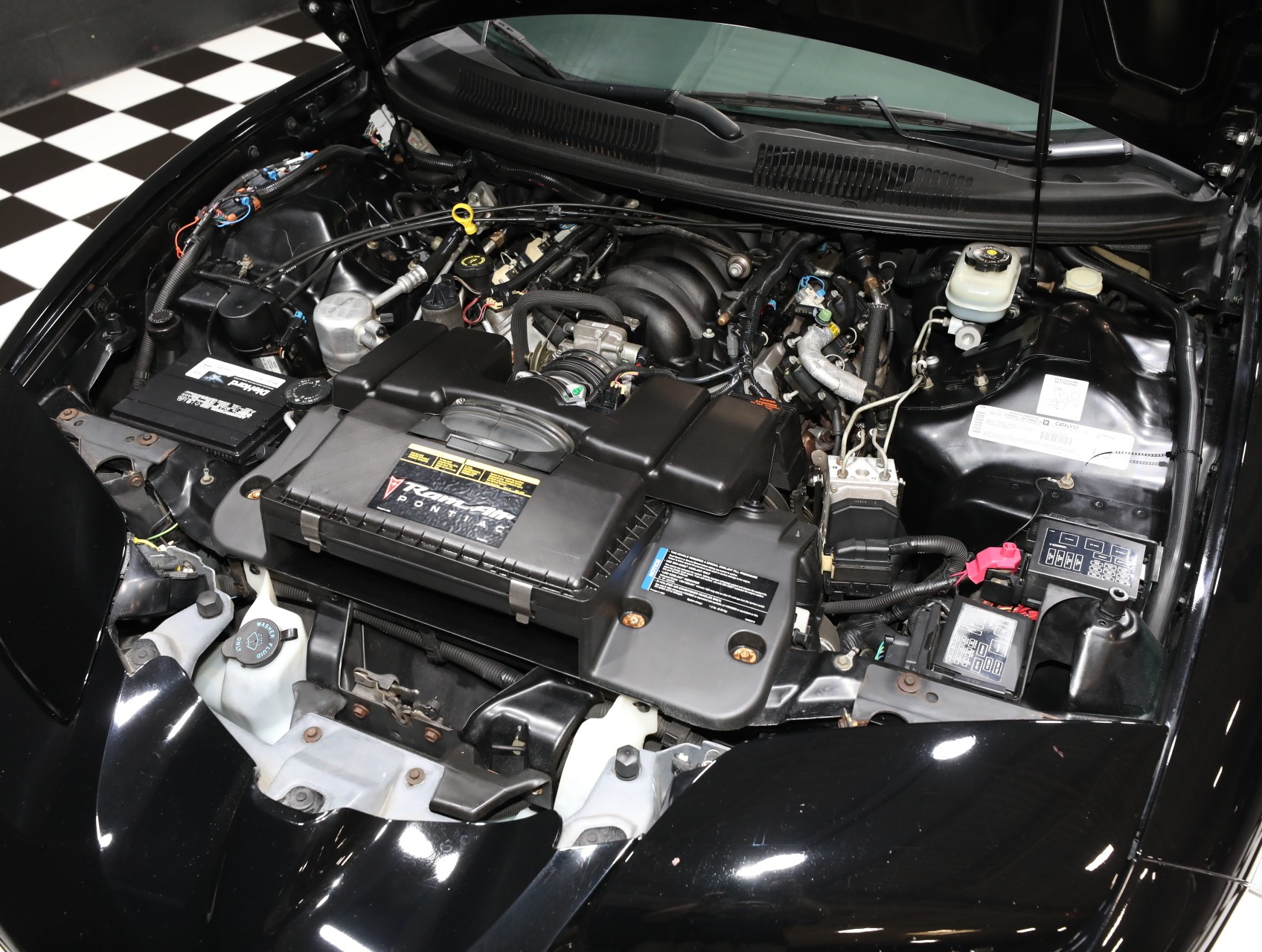 1999 Pontiac Firebird 2