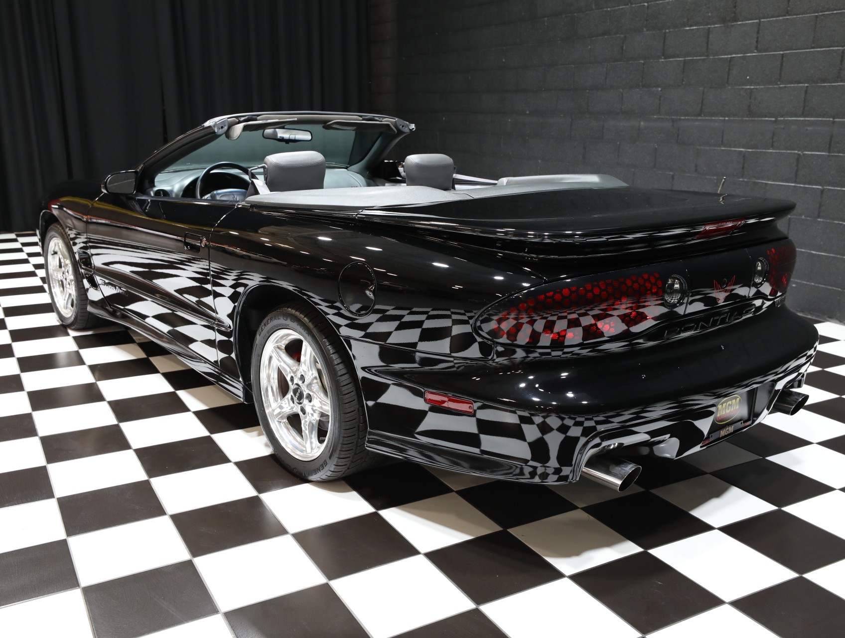 1999 Pontiac Firebird 36
