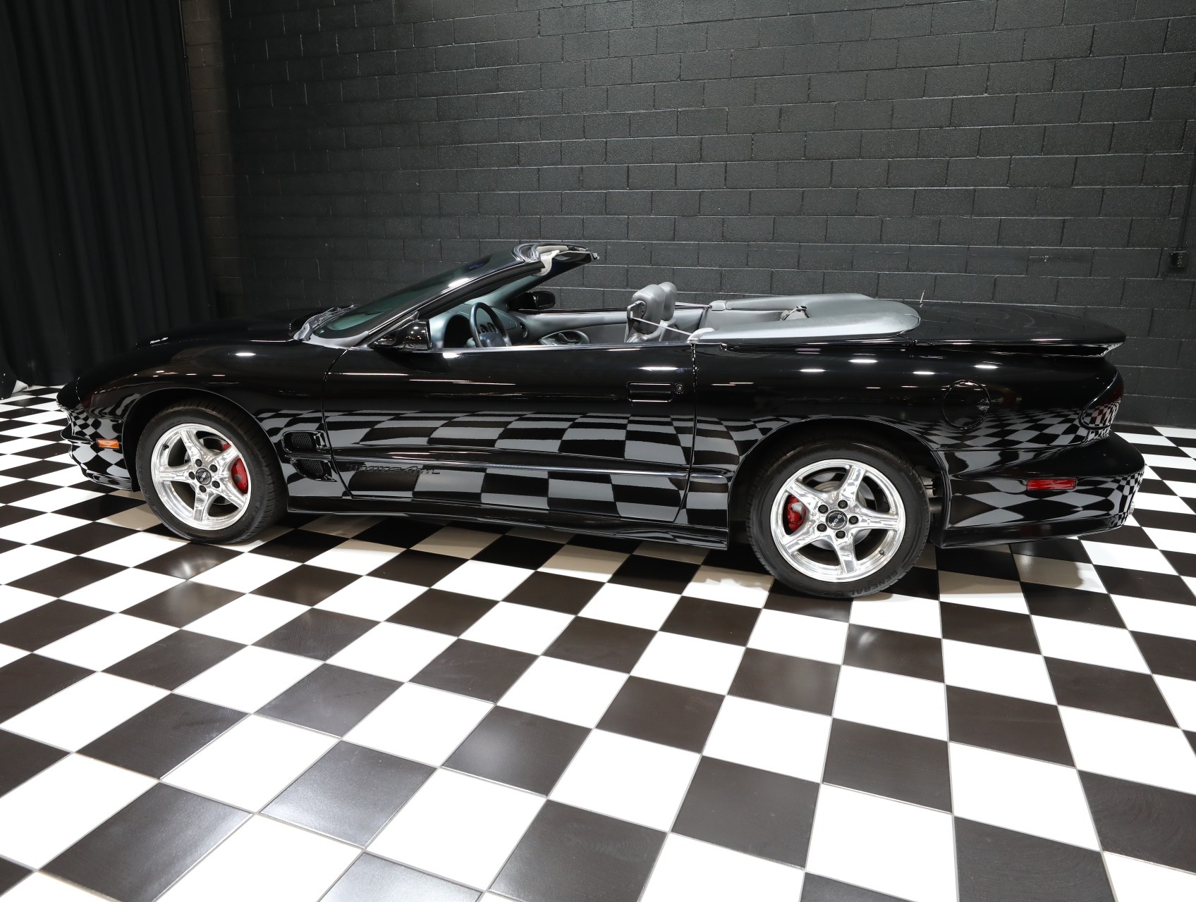 1999 Pontiac Firebird 39