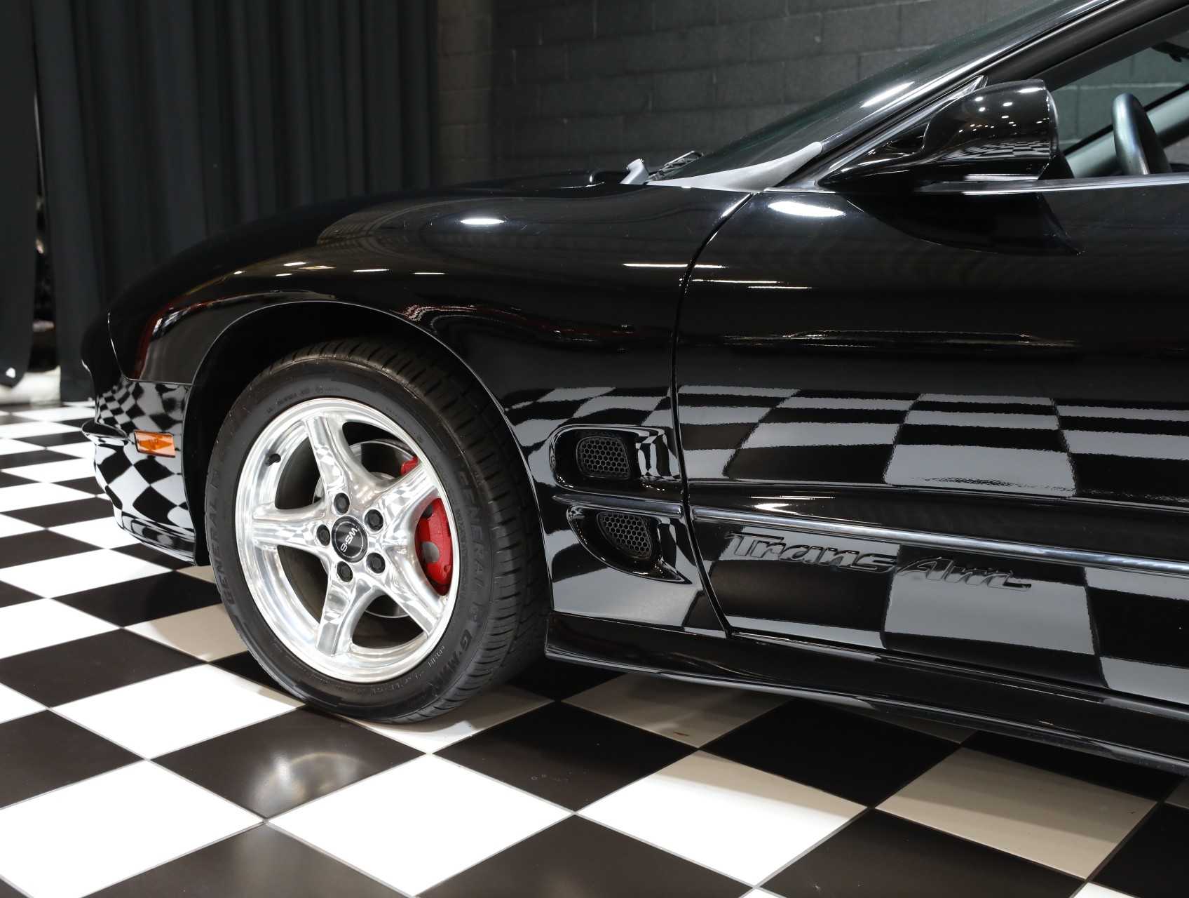 1999 Pontiac Firebird 40