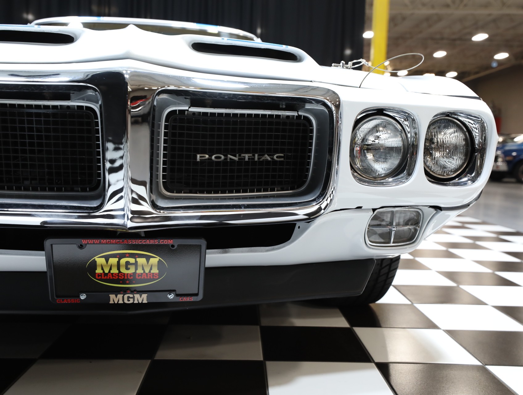 1969 Pontiac Firebird 11