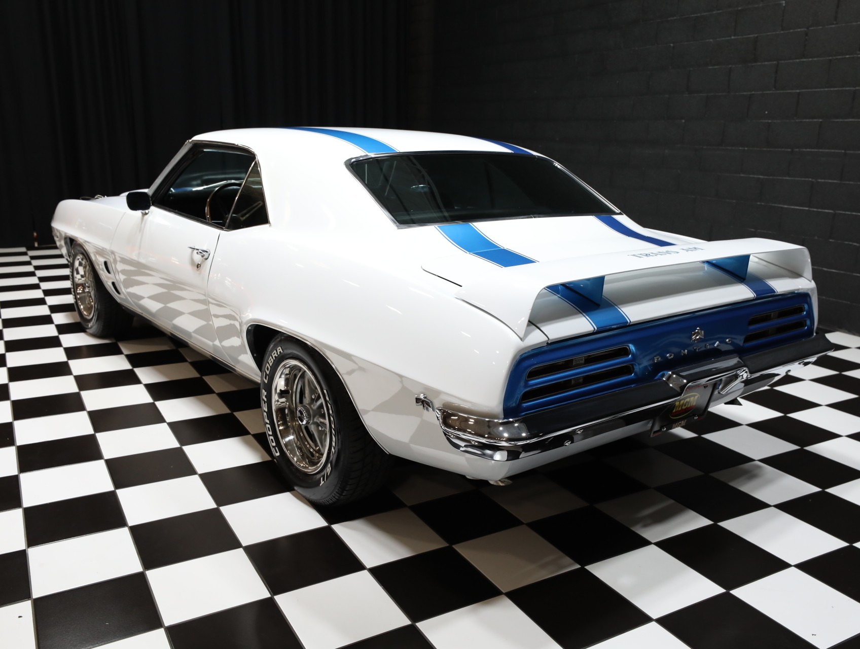 1969 Pontiac Firebird 30
