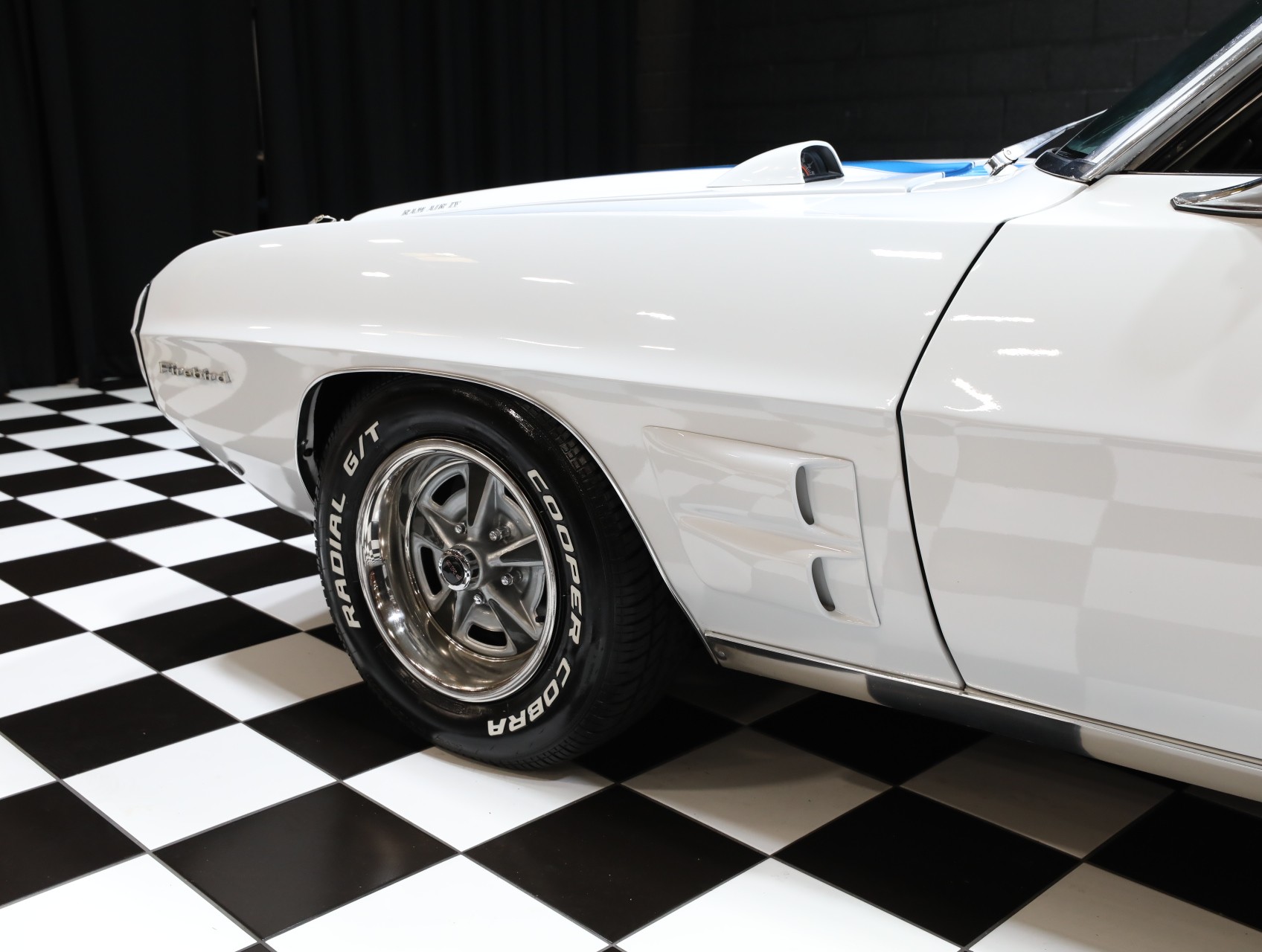 1969 Pontiac Firebird 35