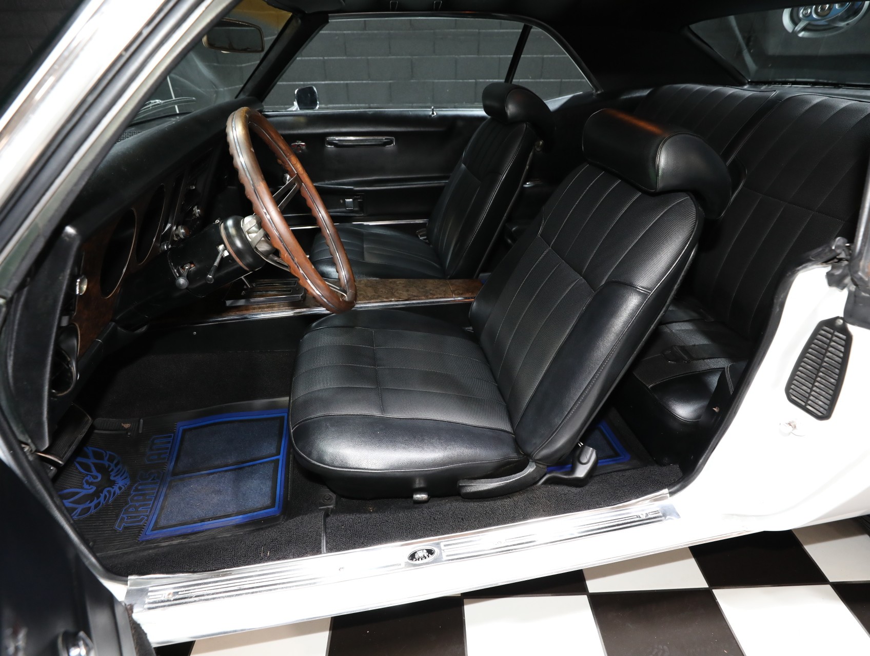 1969 Pontiac Firebird 54