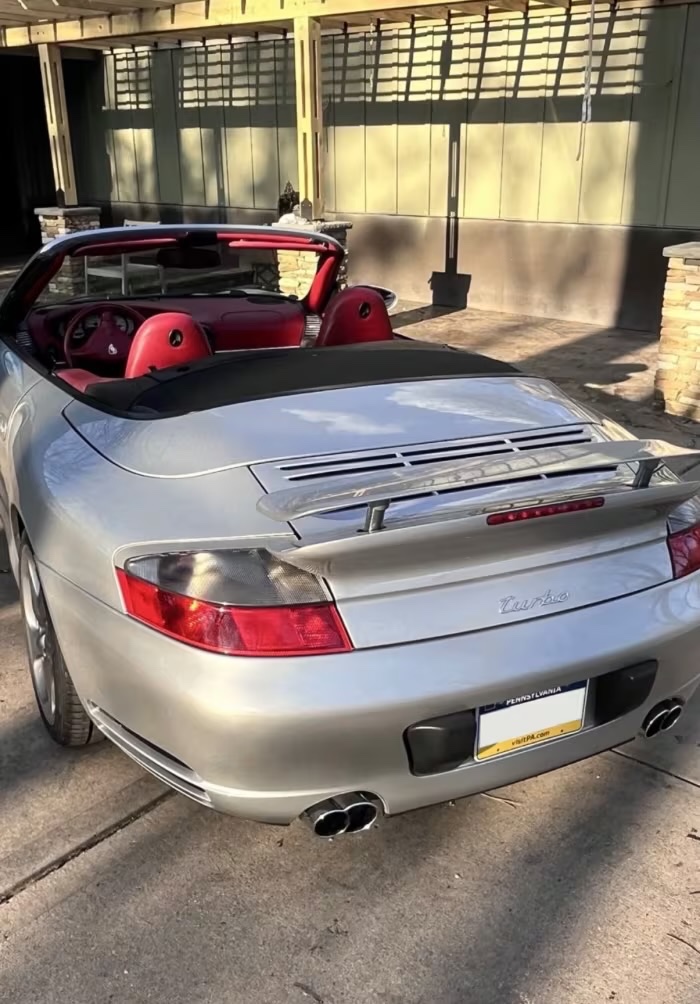 2004 Porsche 911 10