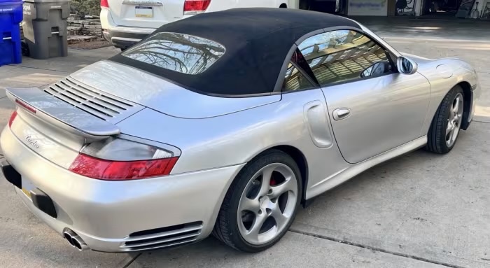 2004 Porsche 911 11