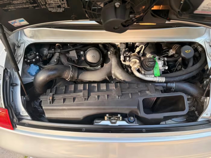 2004 Porsche 911 39