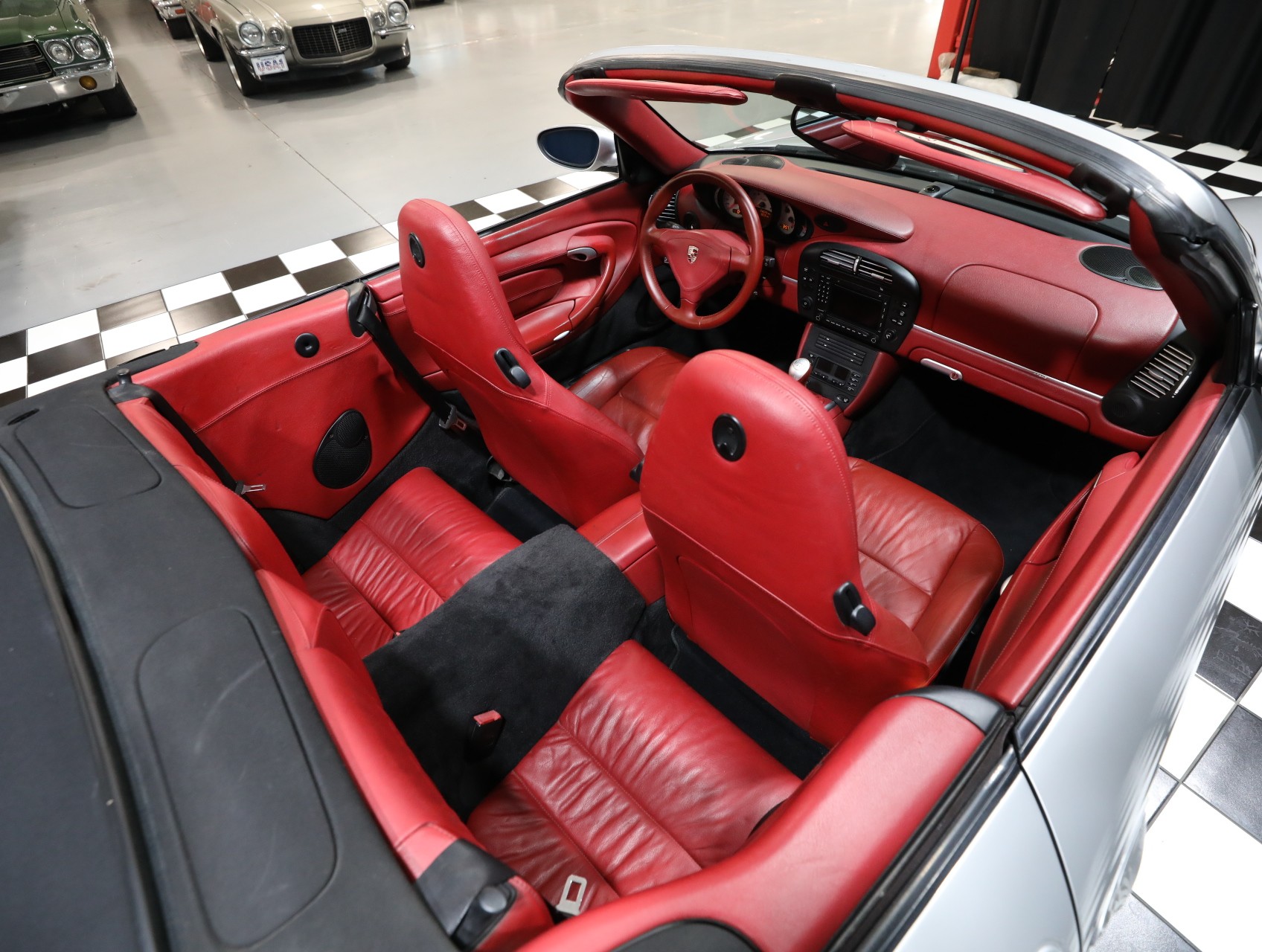 2004 Porsche 911 49