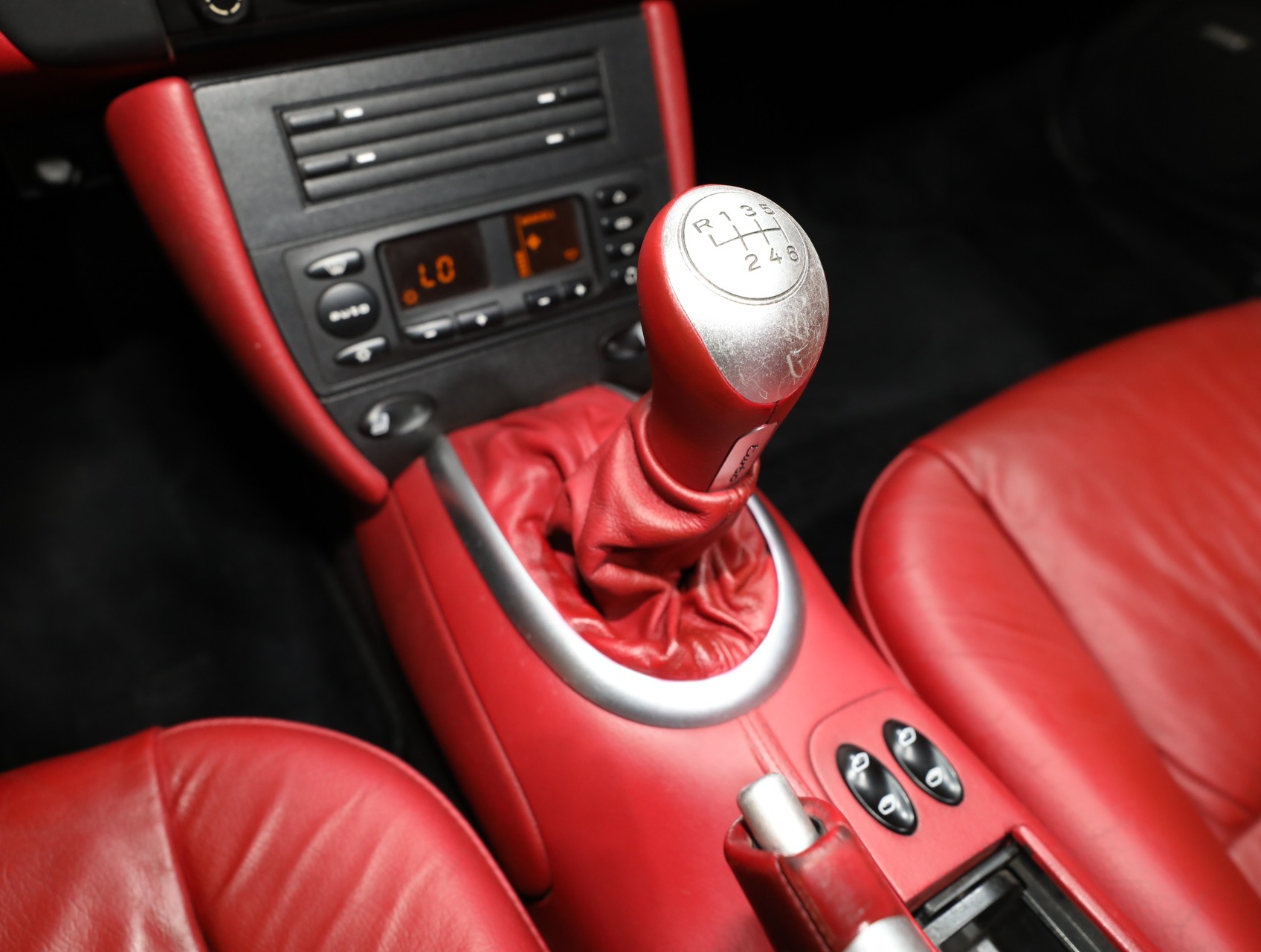 2004 Porsche 911 69