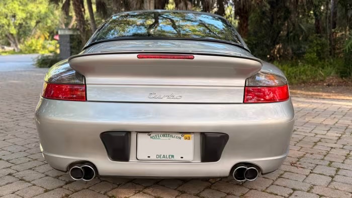 2004 Porsche 911 8