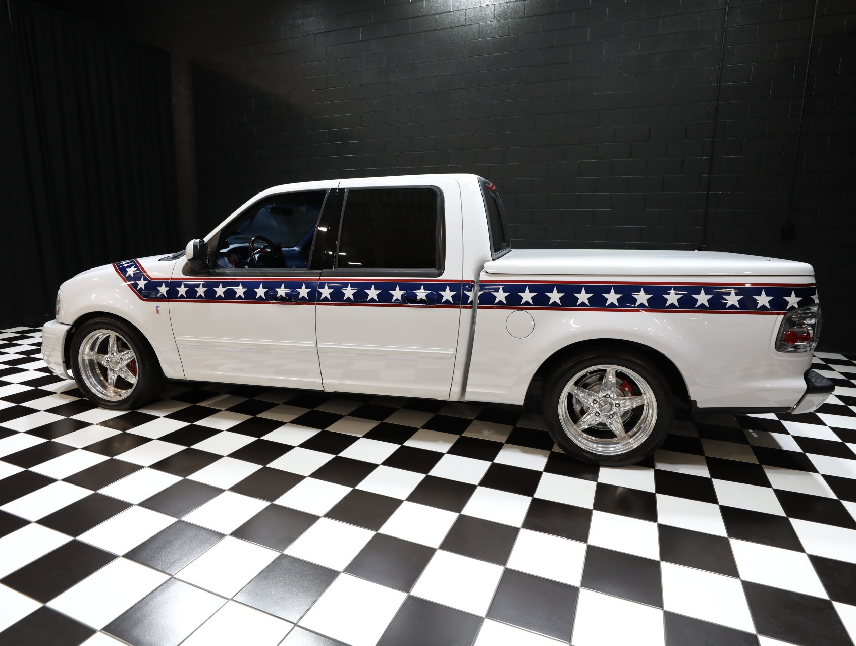 2002 Ford F-150 32