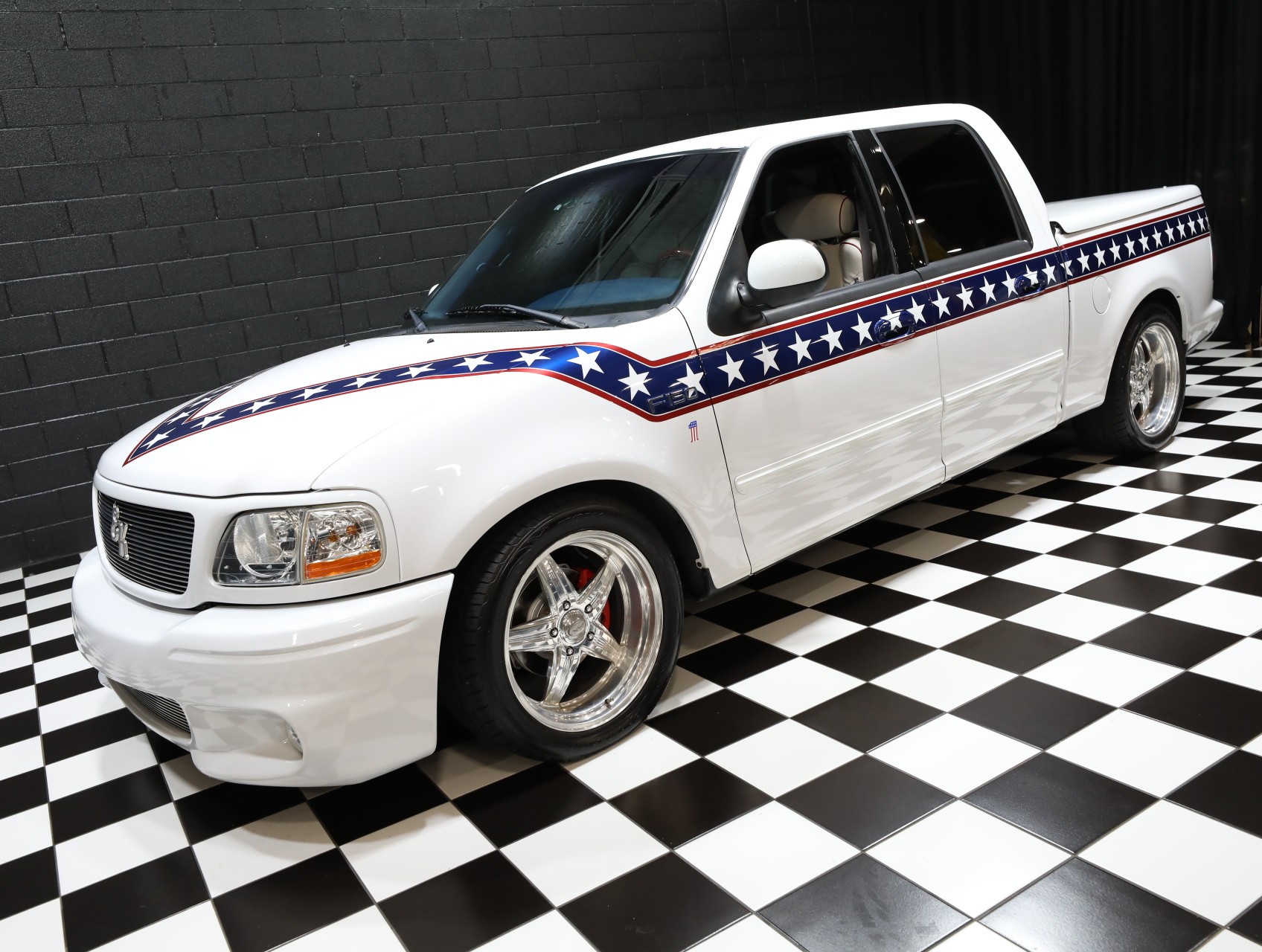 2002 Ford F-150 8