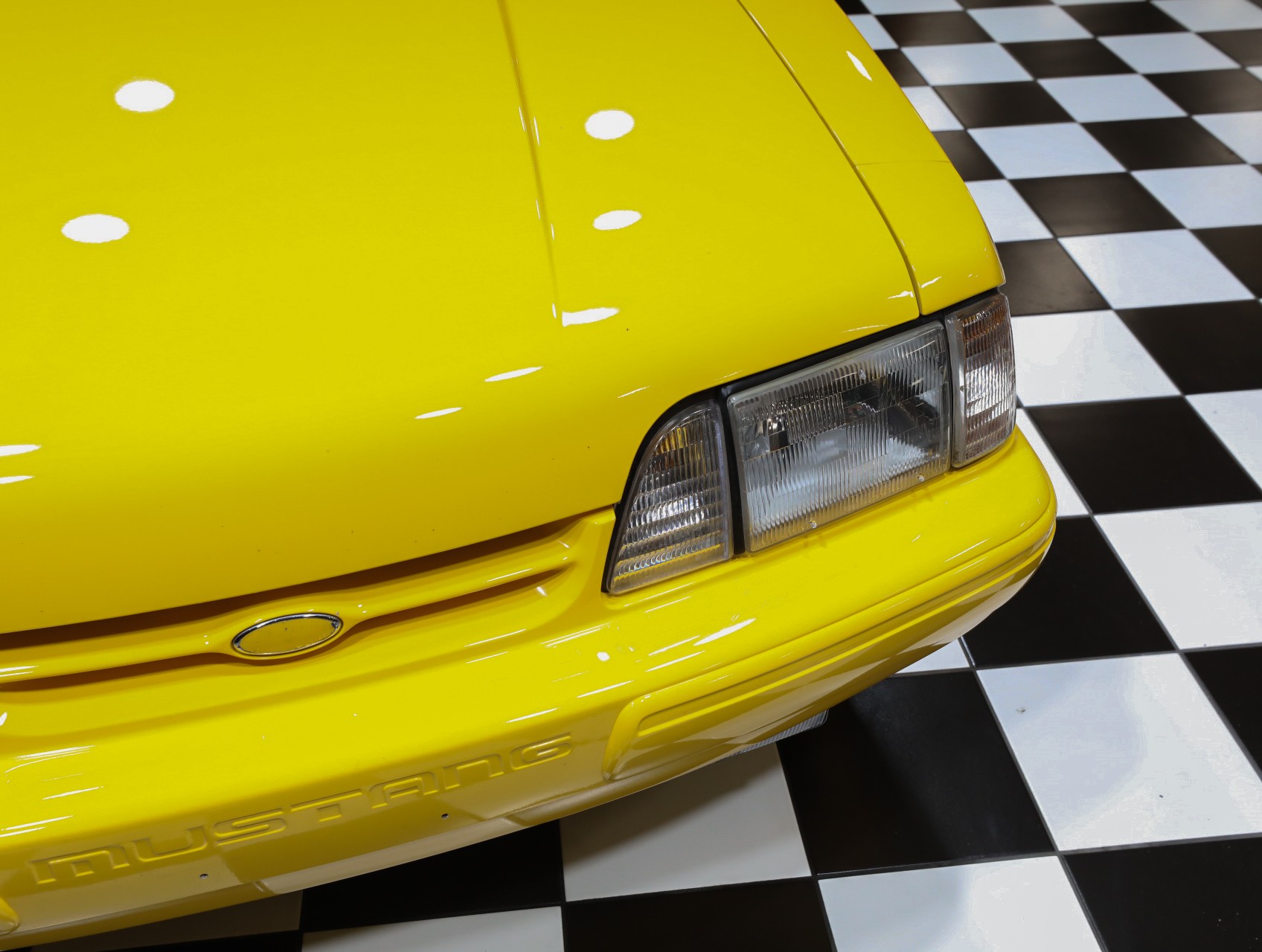 1993 Ford Mustang 17