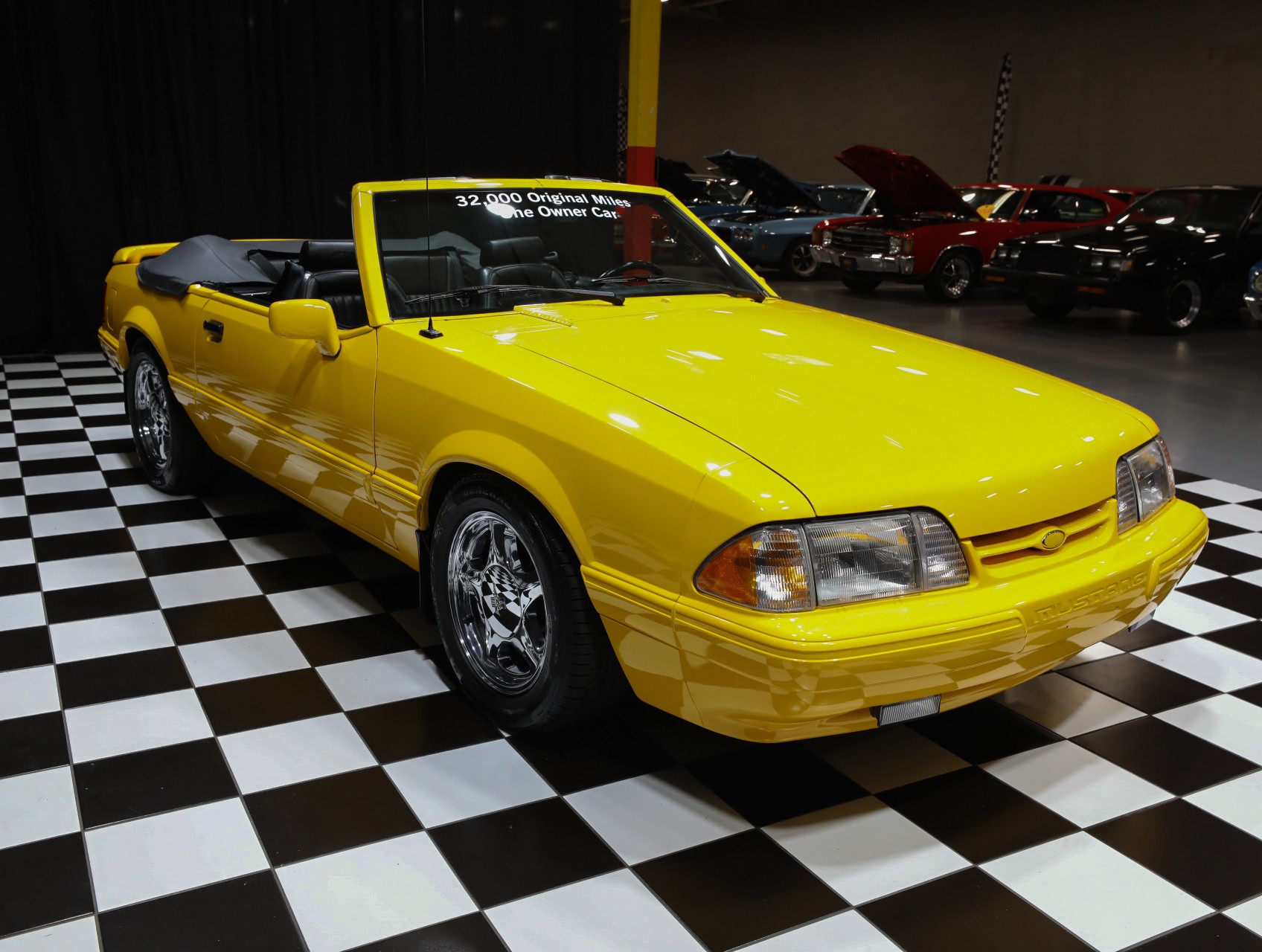 1993 Ford Mustang 20