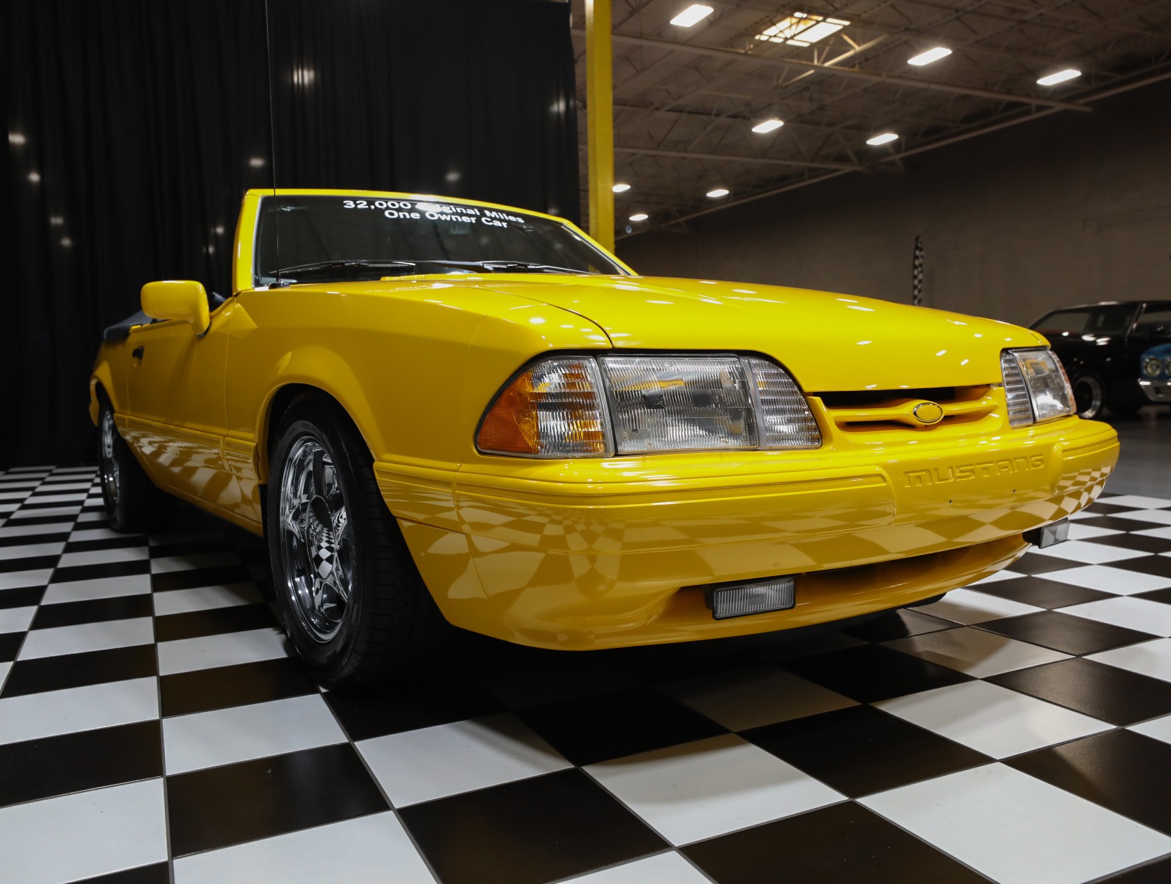 1993 Ford Mustang 21