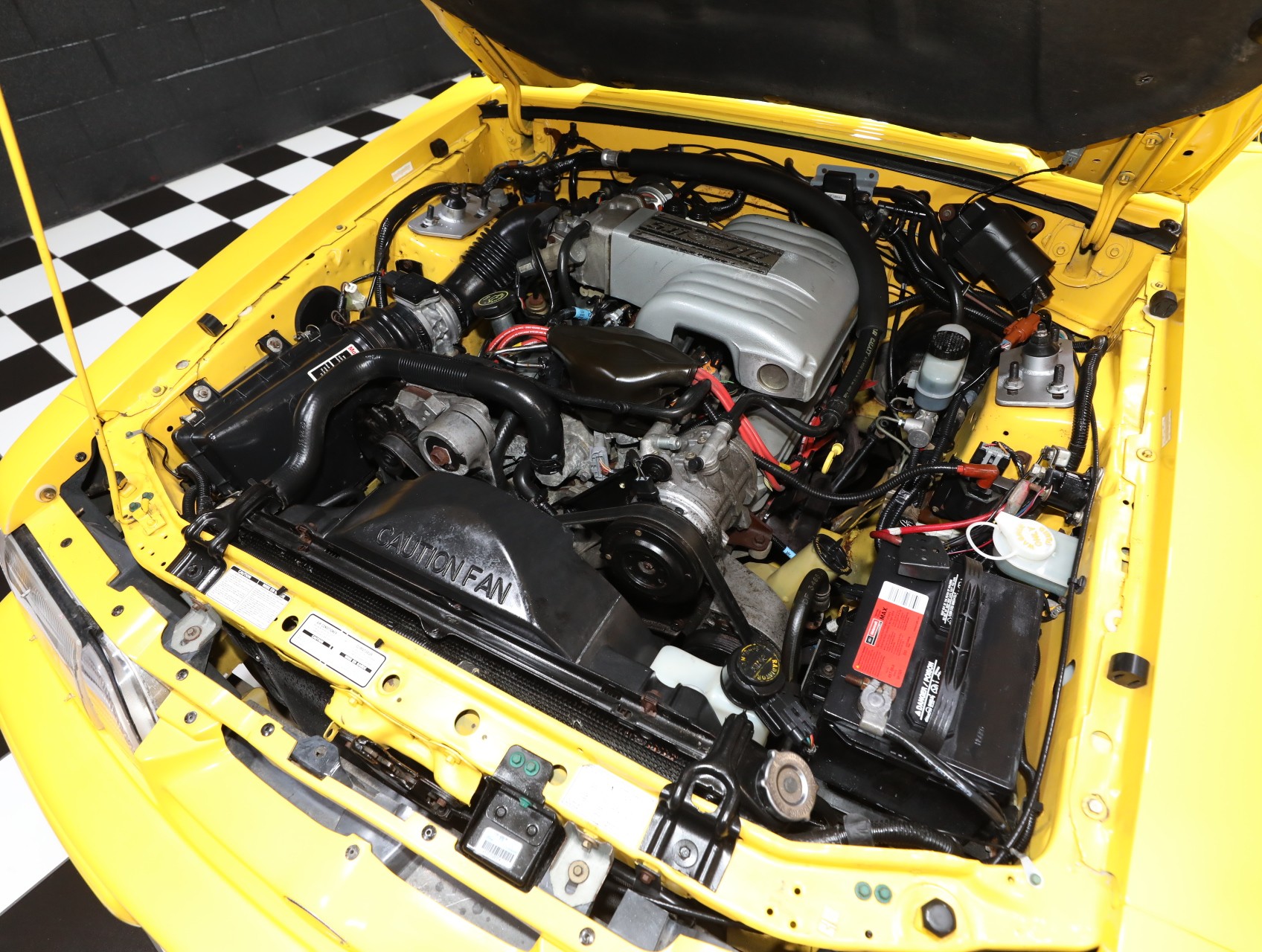 1993 Ford Mustang 2