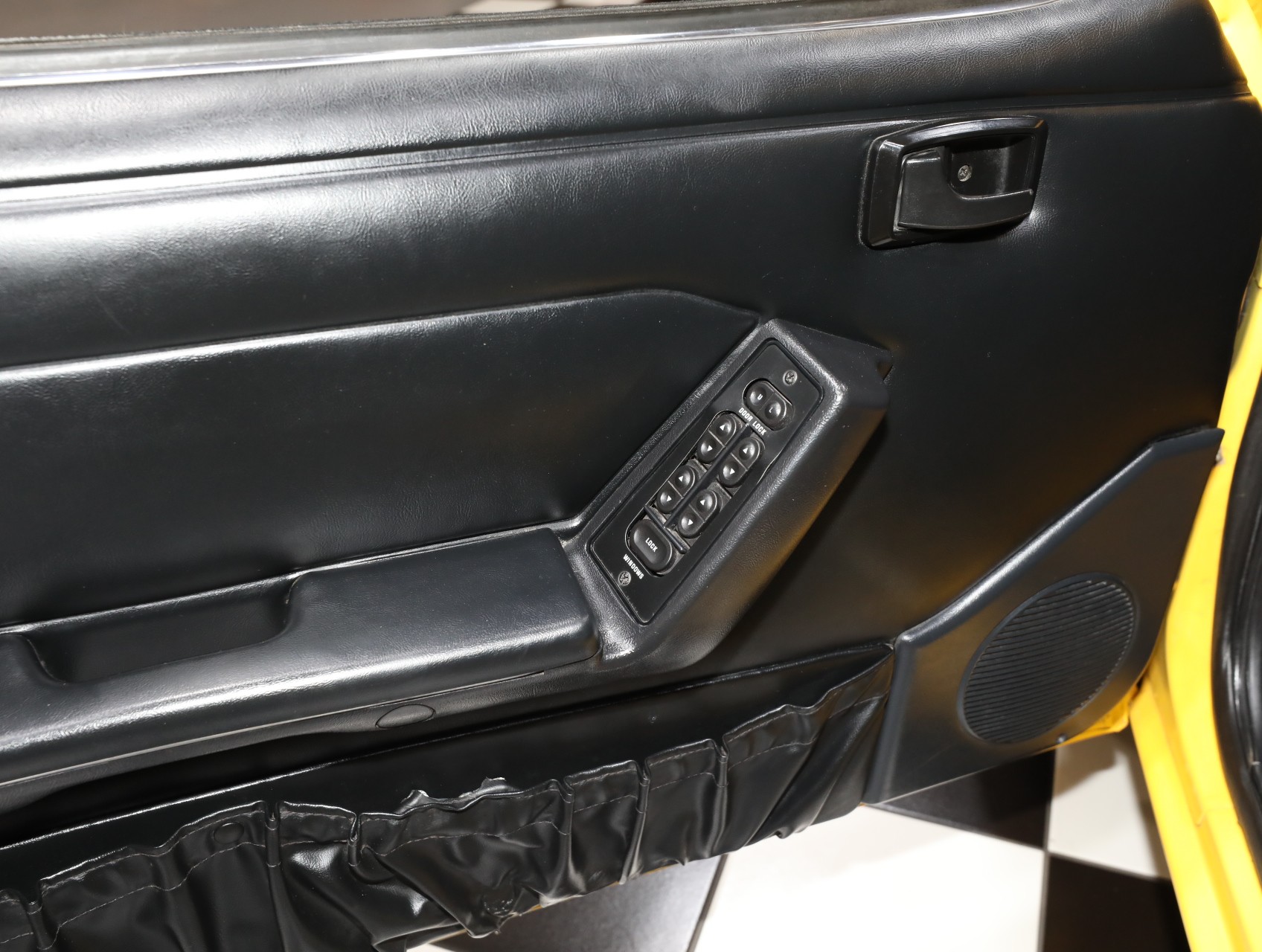 1993 Ford Mustang 53