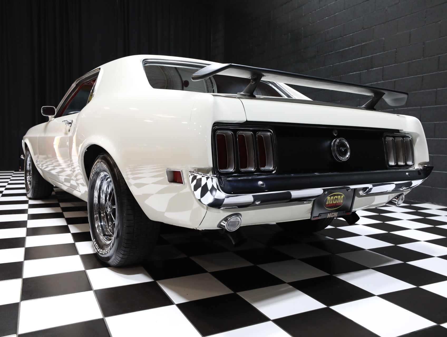 1970 Ford Mustang 24