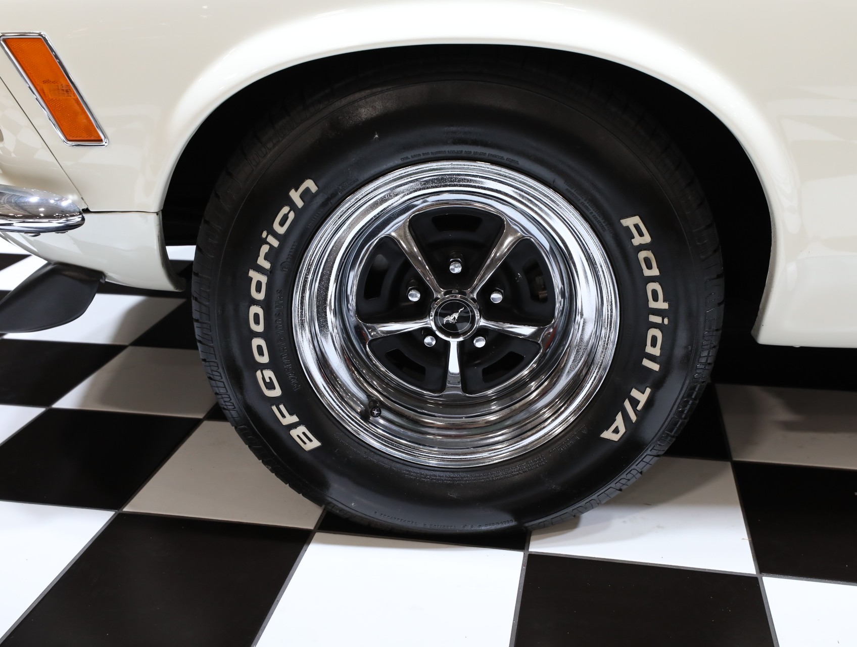 1970 Ford Mustang 31