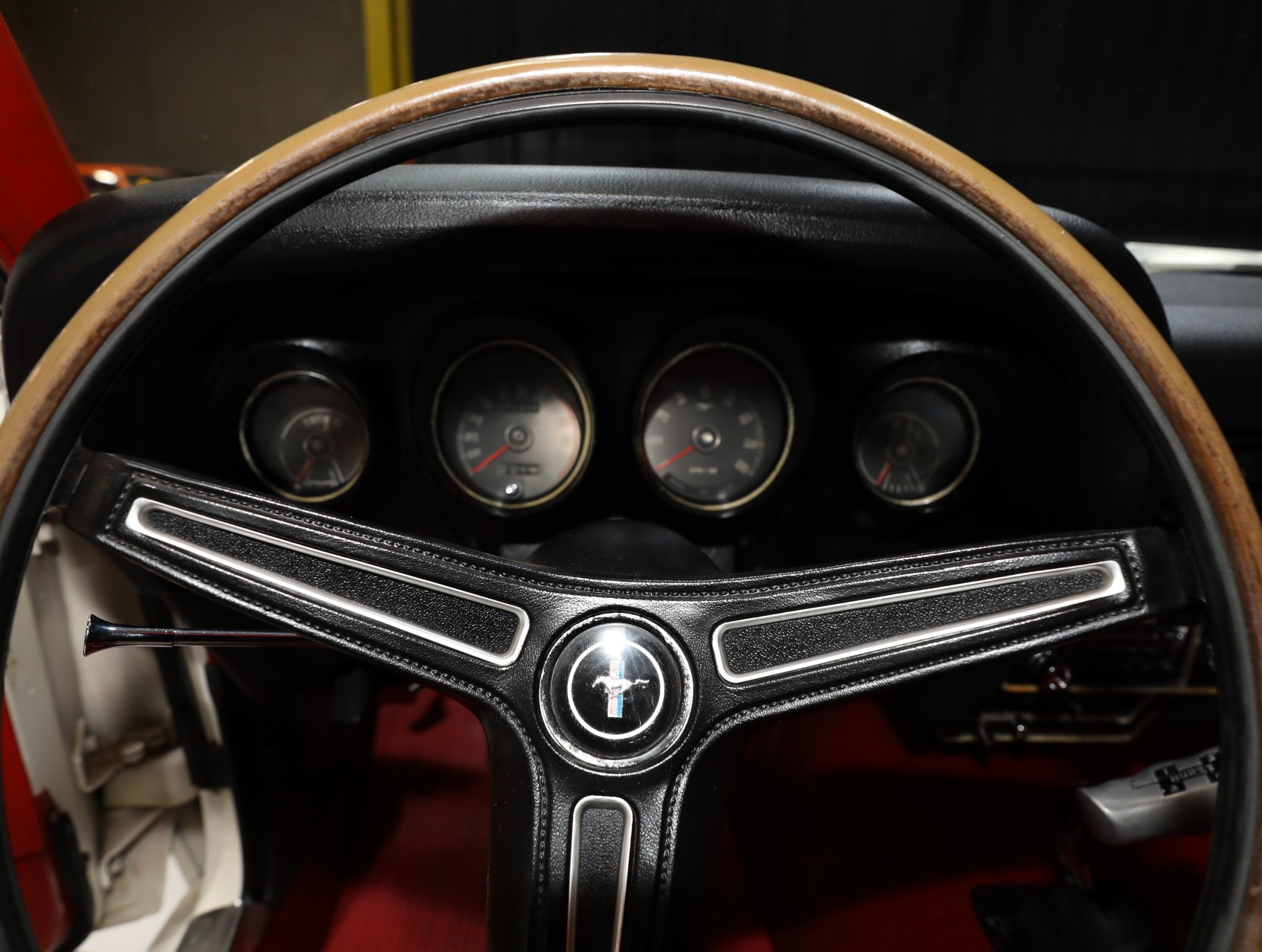 1970 Ford Mustang 58
