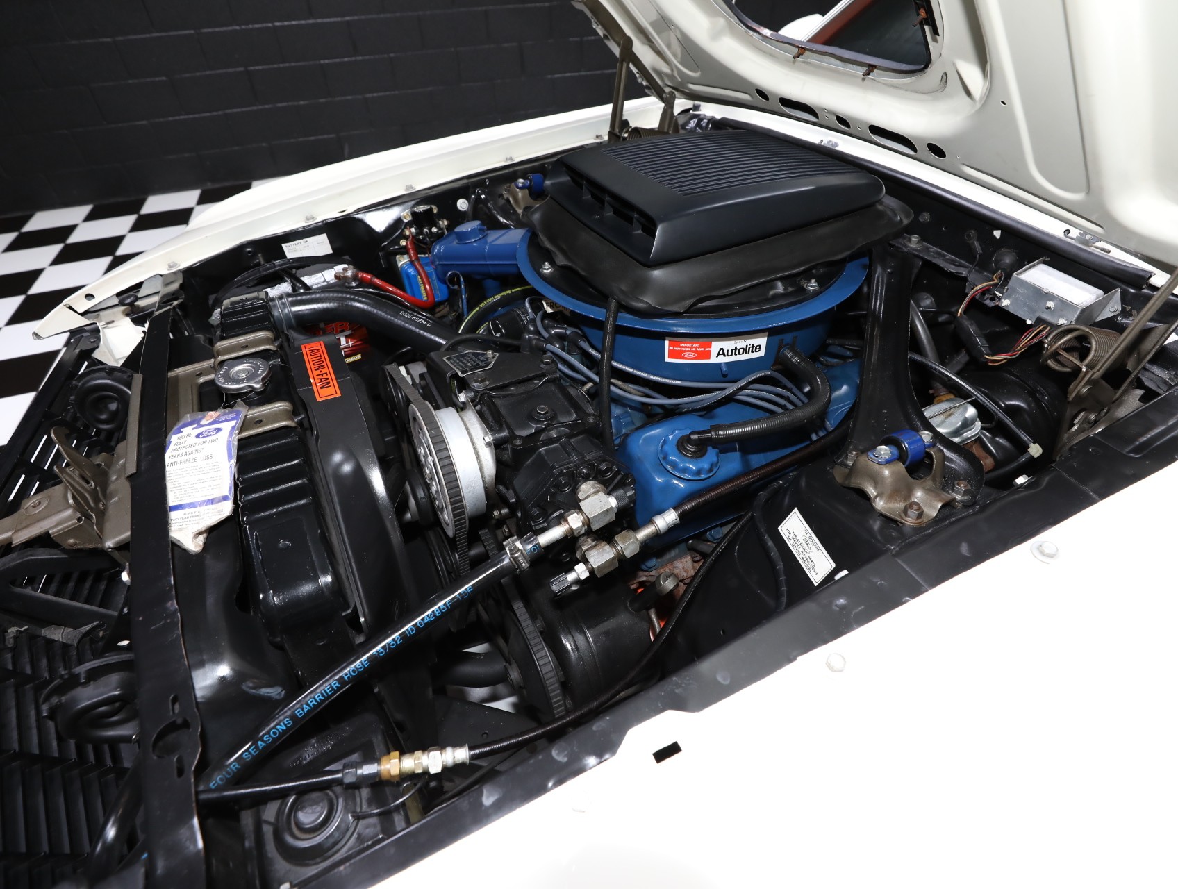 1970 Ford Mustang 68