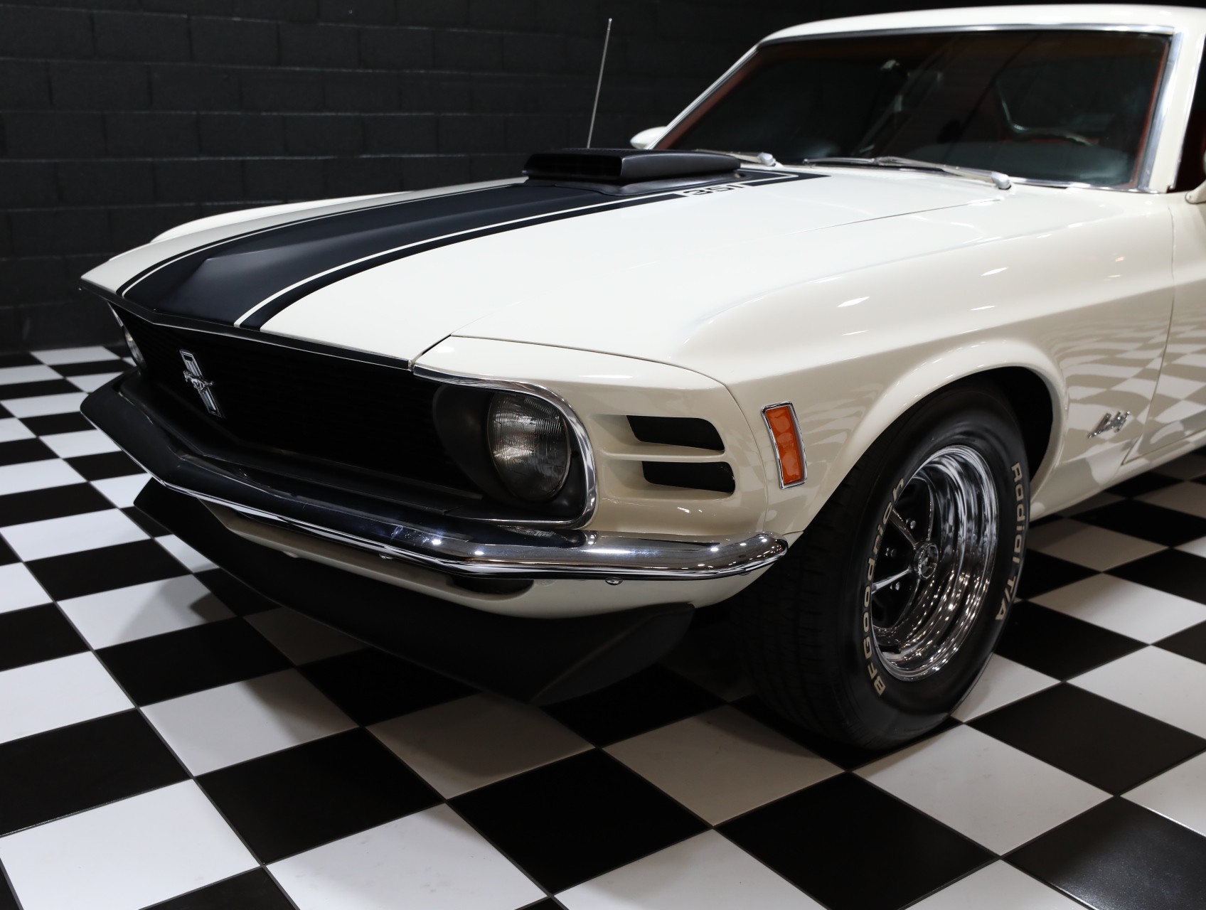 1970 Ford Mustang 7